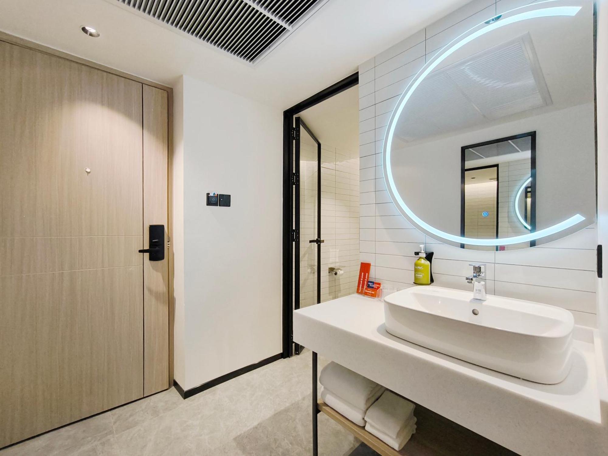 Hotel Citichic Sukhumvit 13 By Compass Hospitality Bangkok