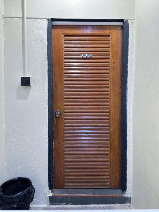 Chubbi5 Room11 *