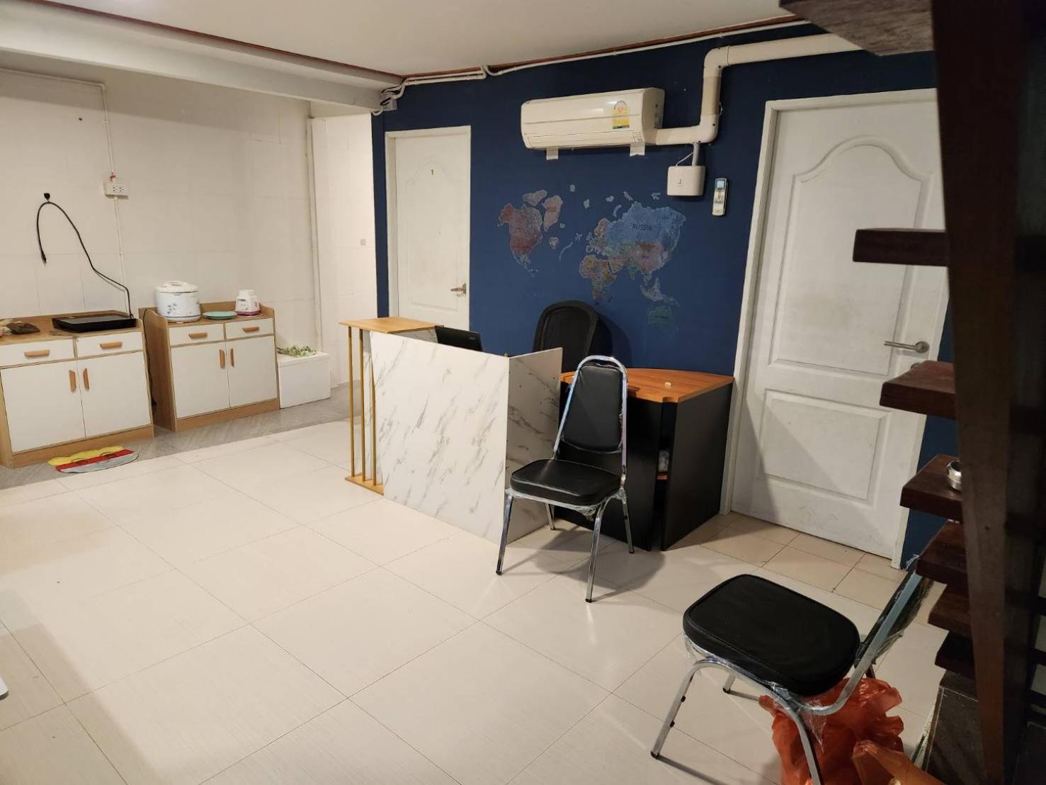 Asrama White House Khaosan