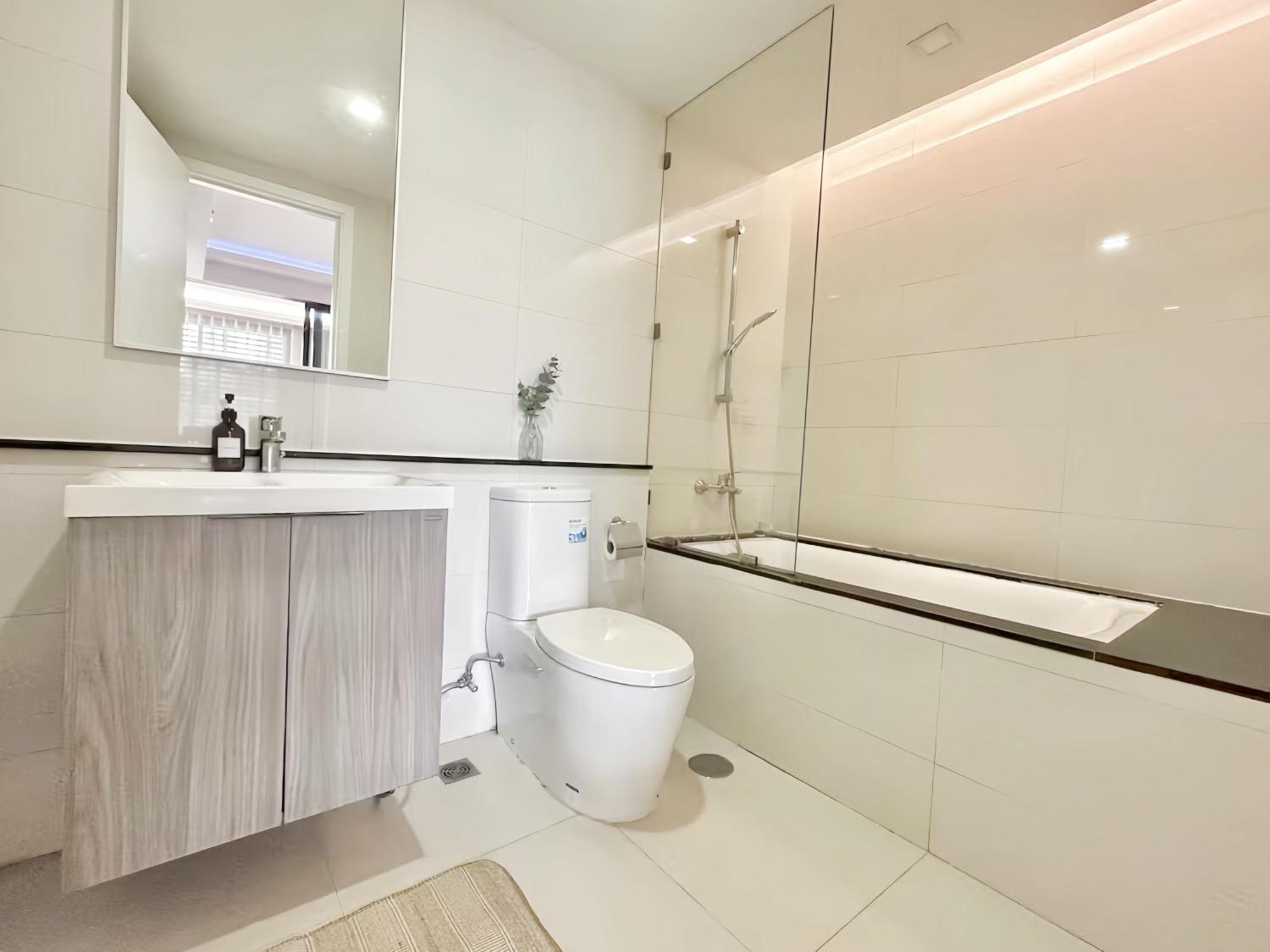 Circle Rein Sukhumvit 12 Apartment *
