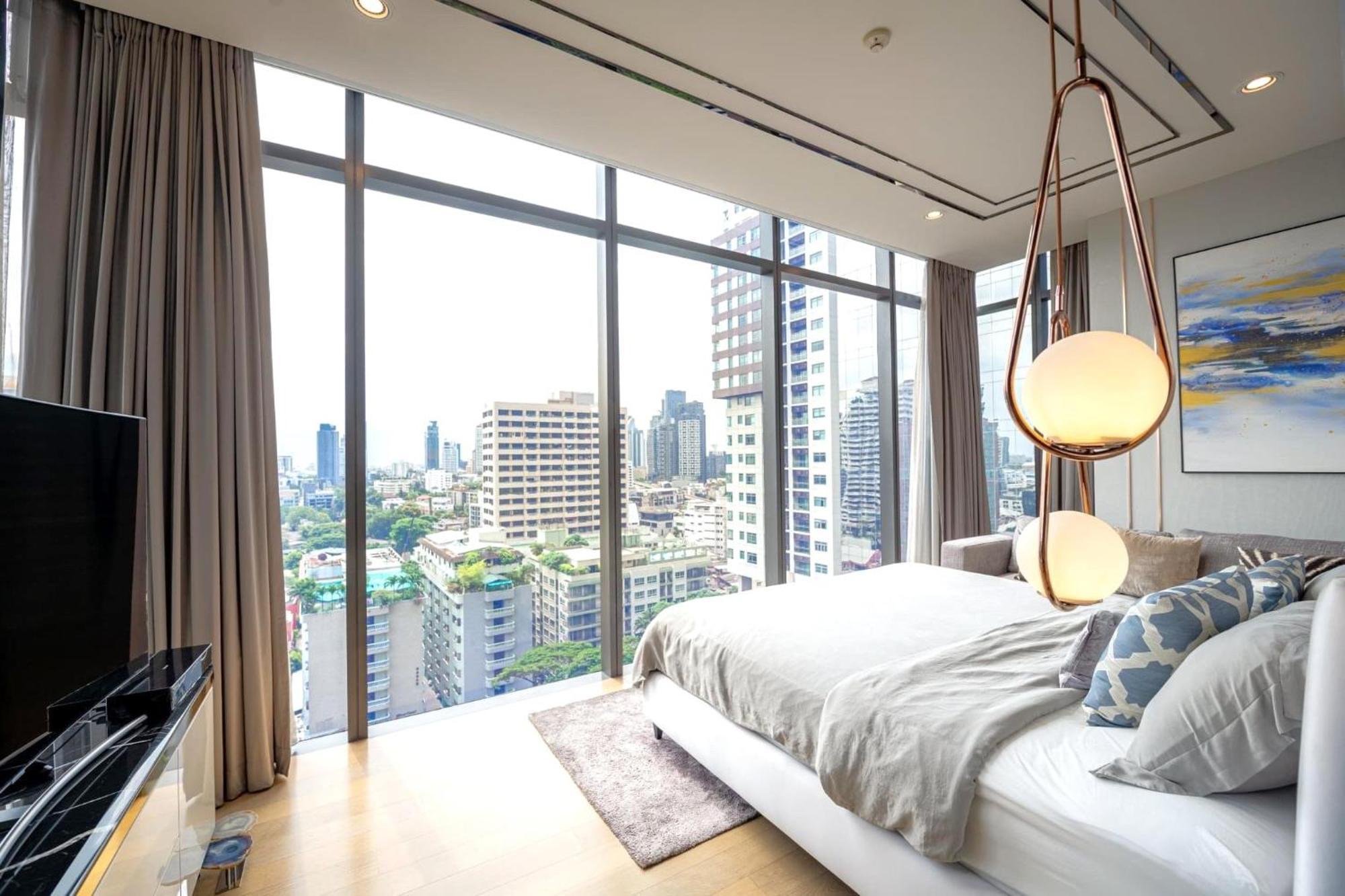 1million Dollar Super Luxury Property With Amazing Sky Pool And Facilities Apartment Bangkok