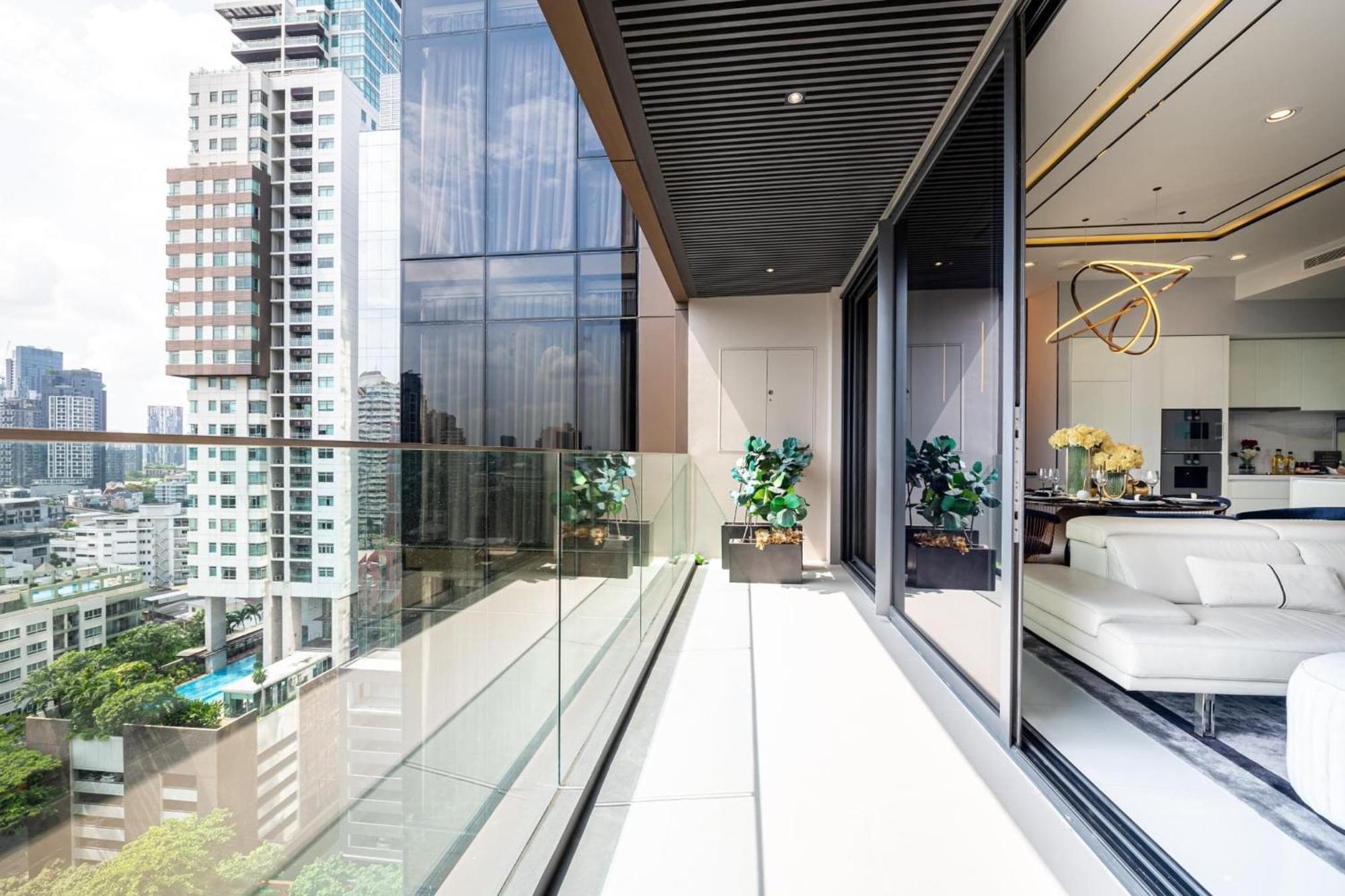 Apartment 1million Dollar Super Luxury Property With Amazing Sky Pool And Facilities *