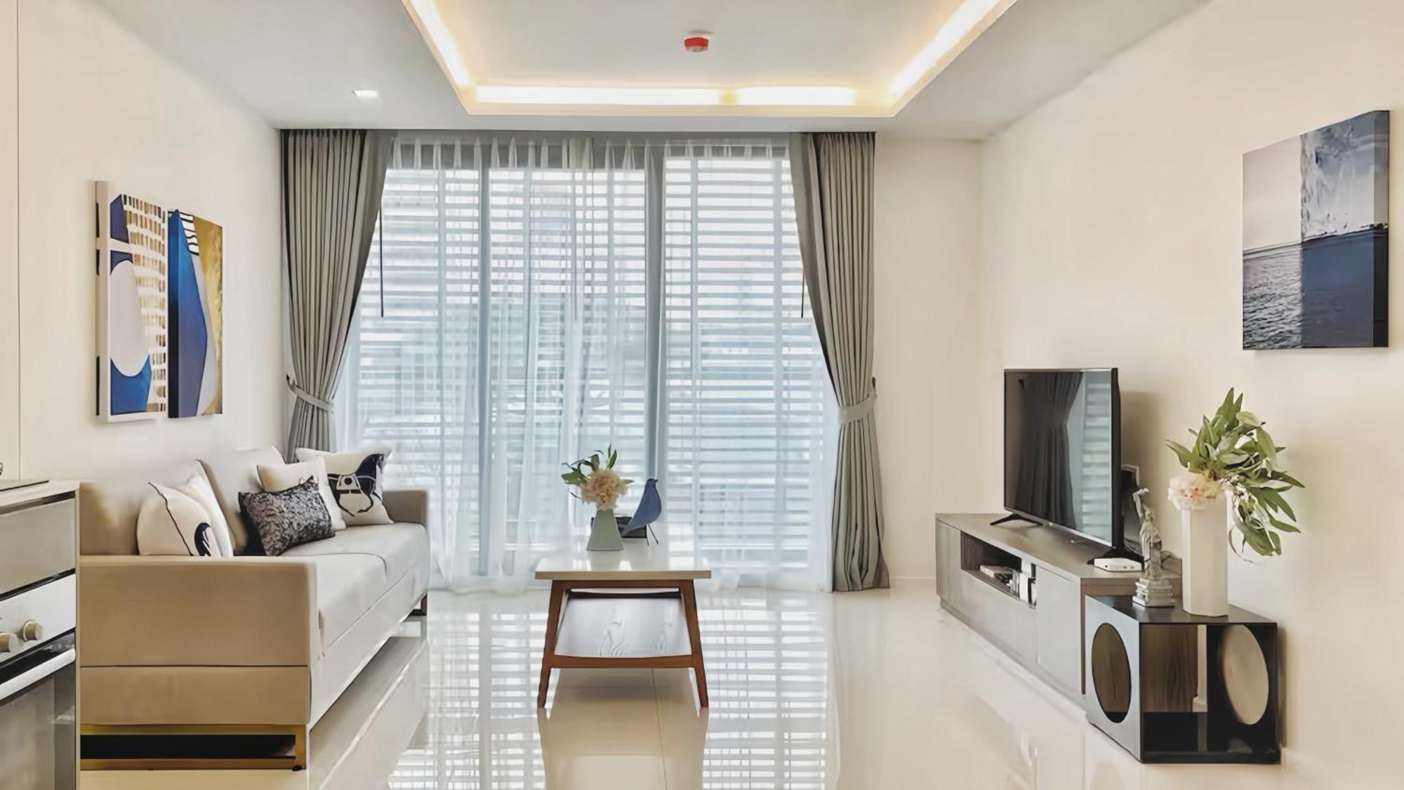 Circle S Sukhumvit 12 Apartment *