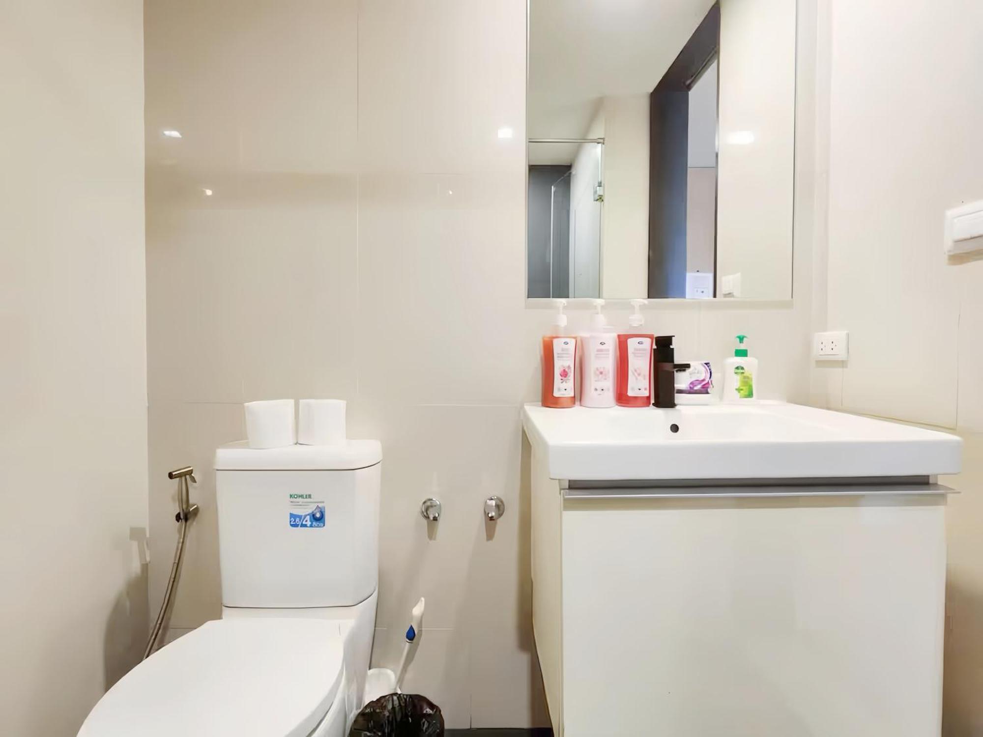 Circle S Sukhumvit 12 *