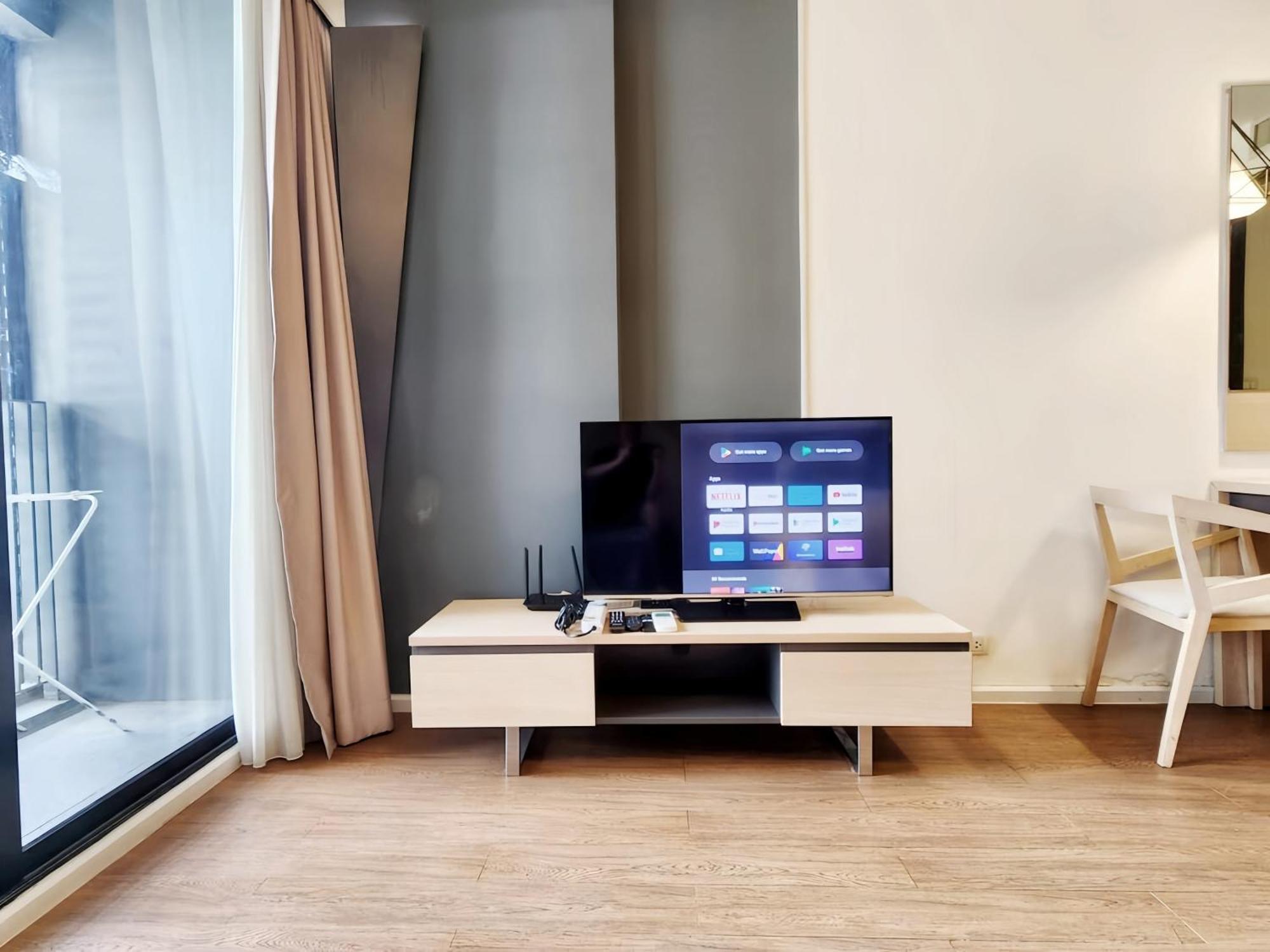 Circle S Sukhumvit 12 Apartment