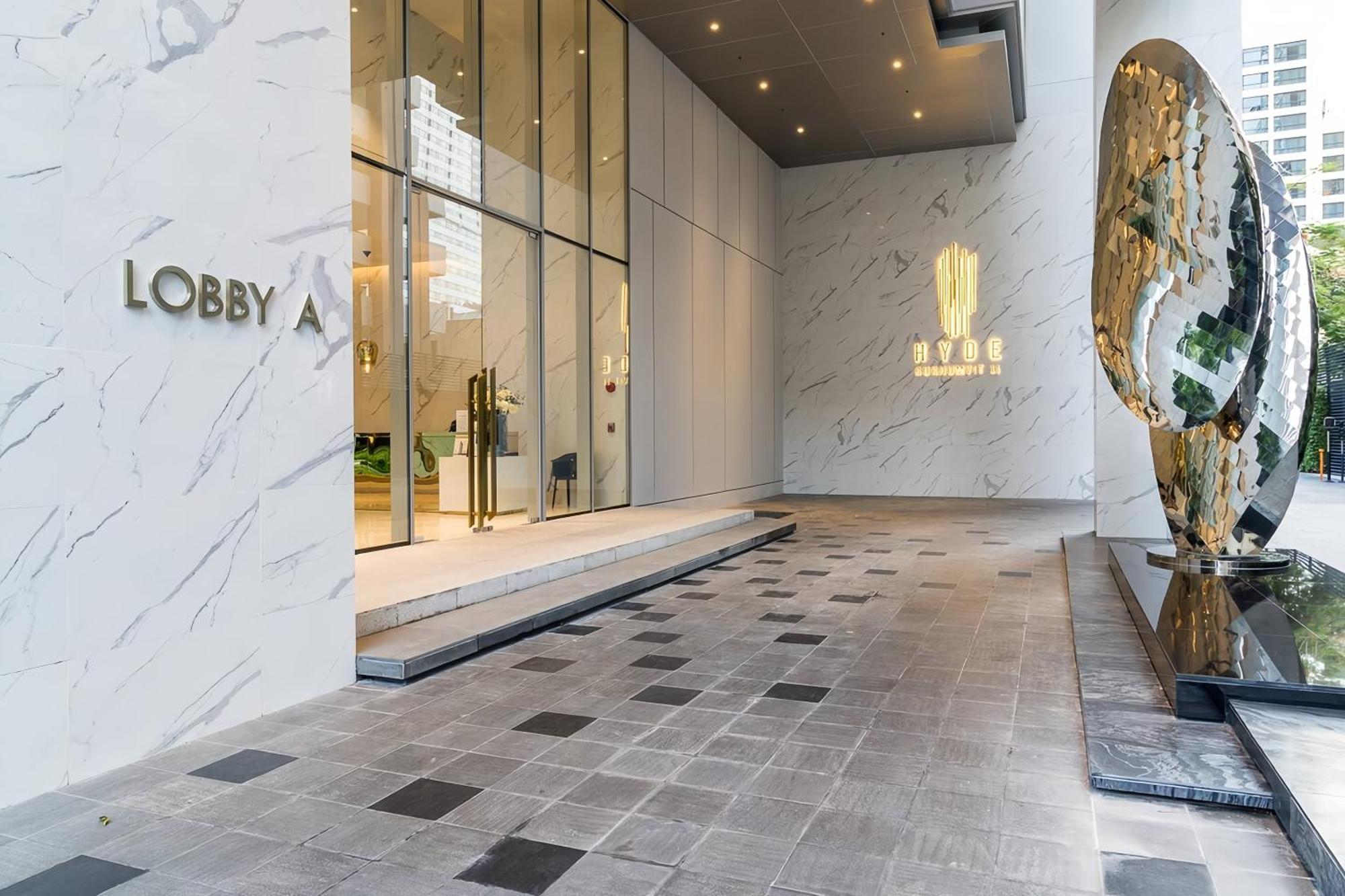 Hyde Sukhumvit 11 *