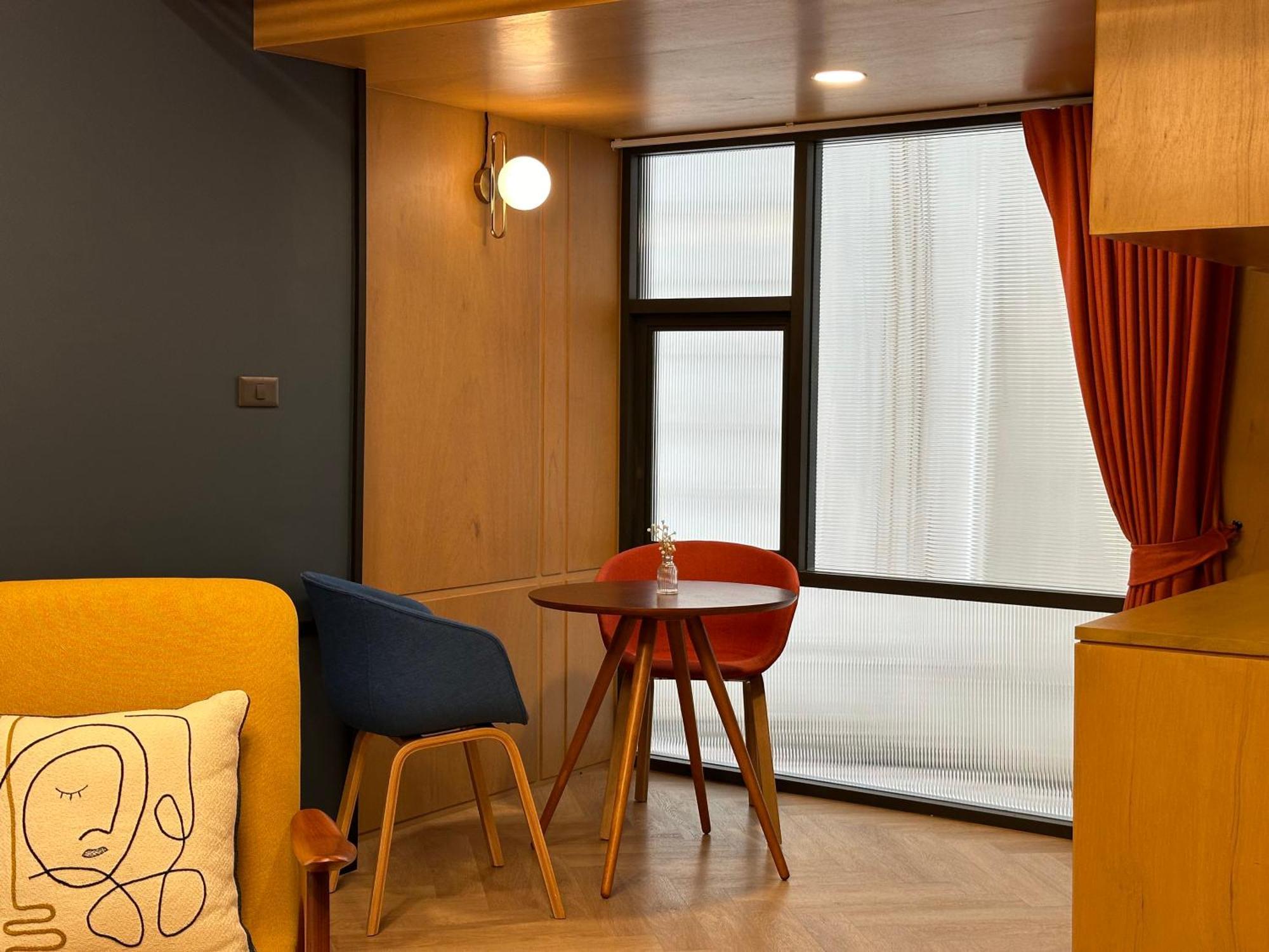 Hotel Parcel 3*