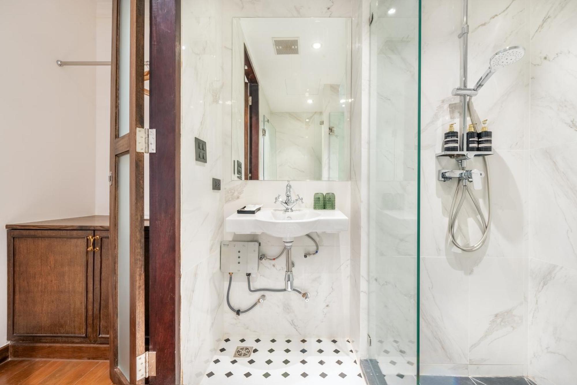 Cherie Boutique Hotel