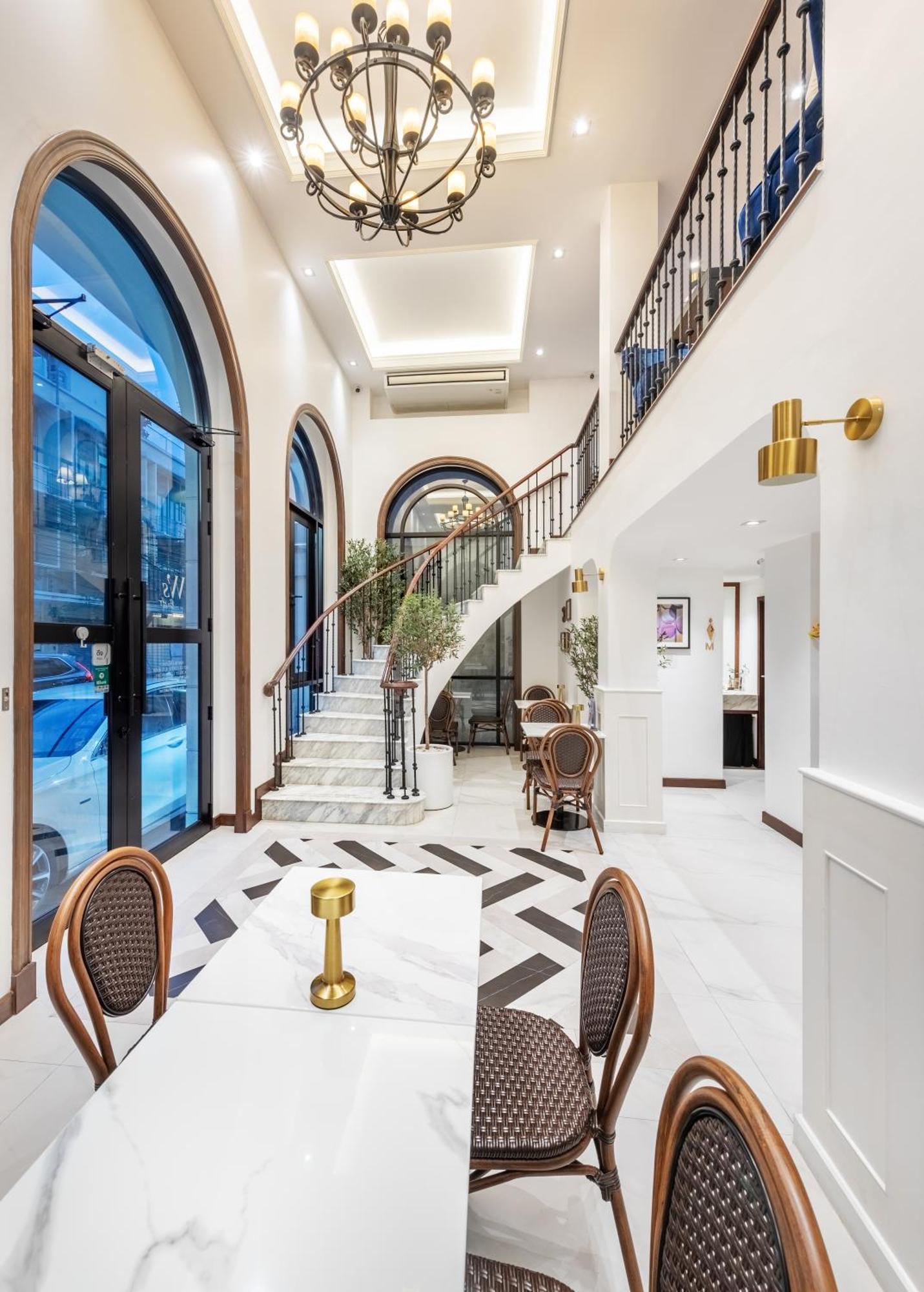 Cherie Boutique Hotel 4*
