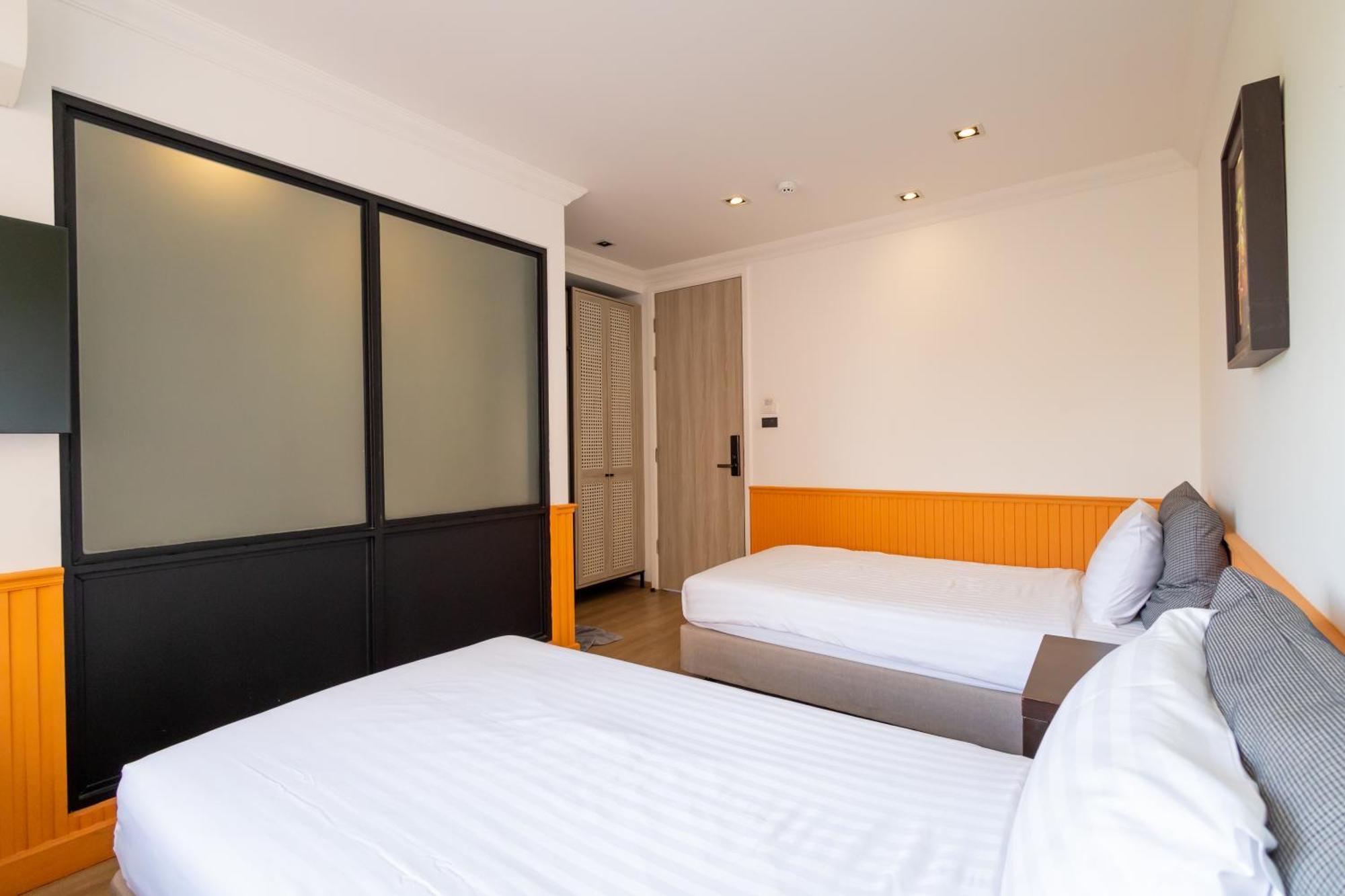 Hotel Penpark Place 3*