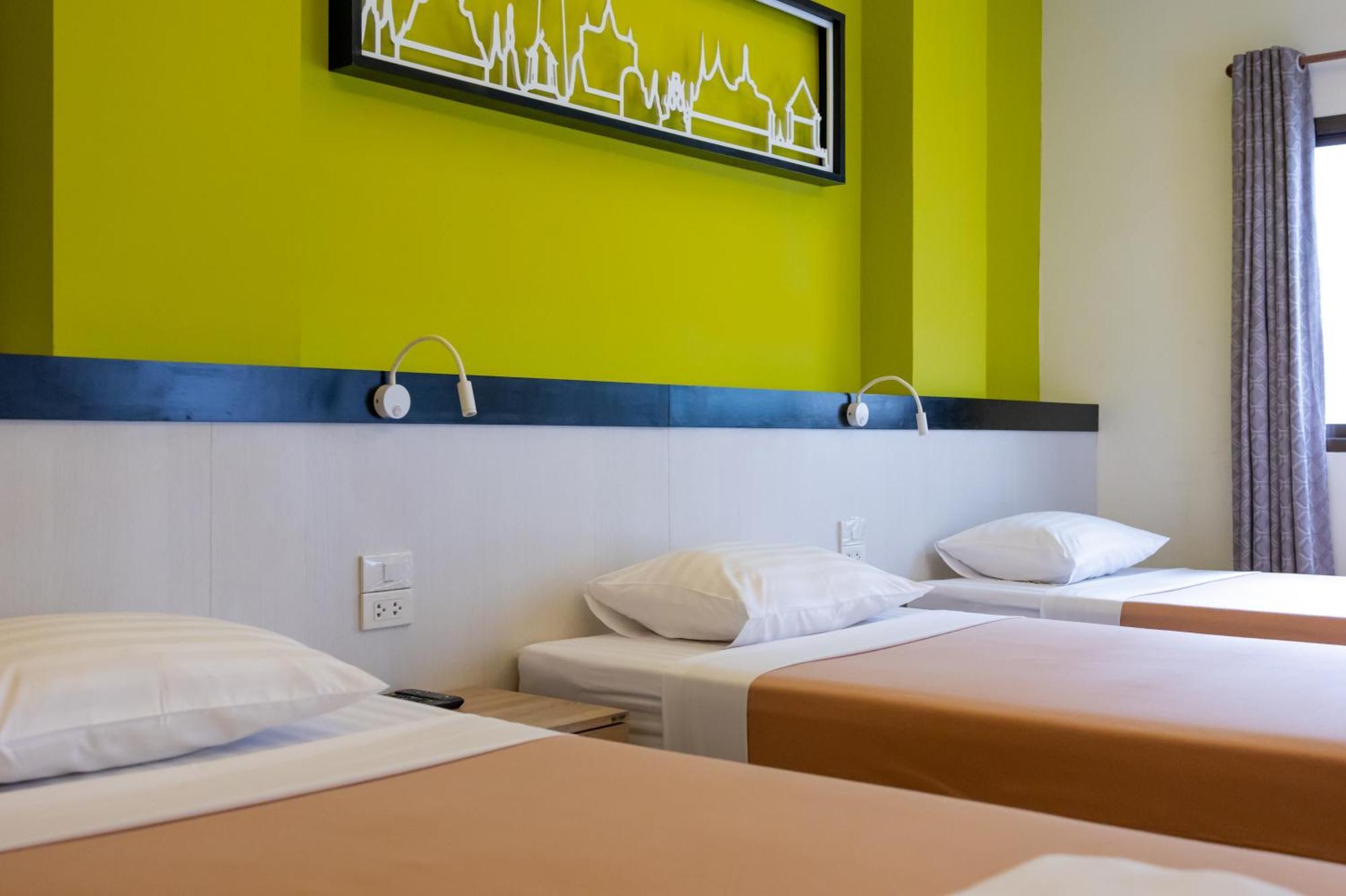 Hotel Penpark Place 3*