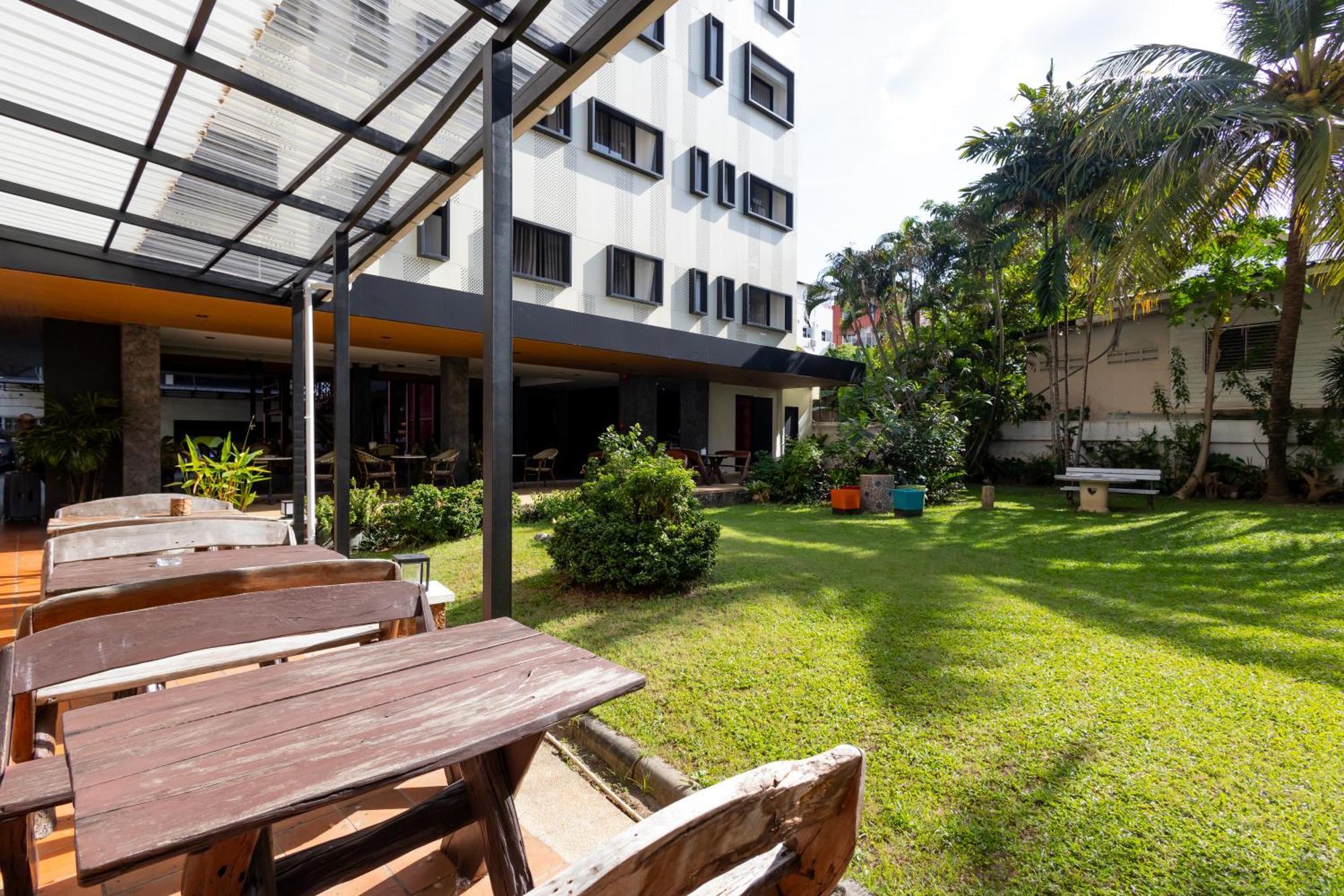 Penpark Place Hotel 3*