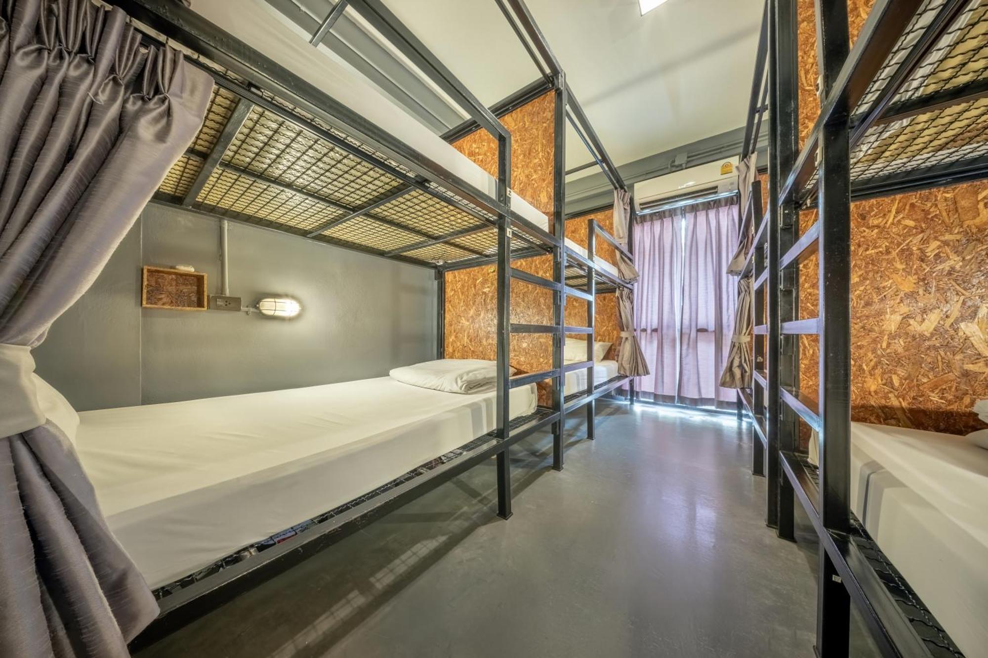 Ralph Hostel Bangkok