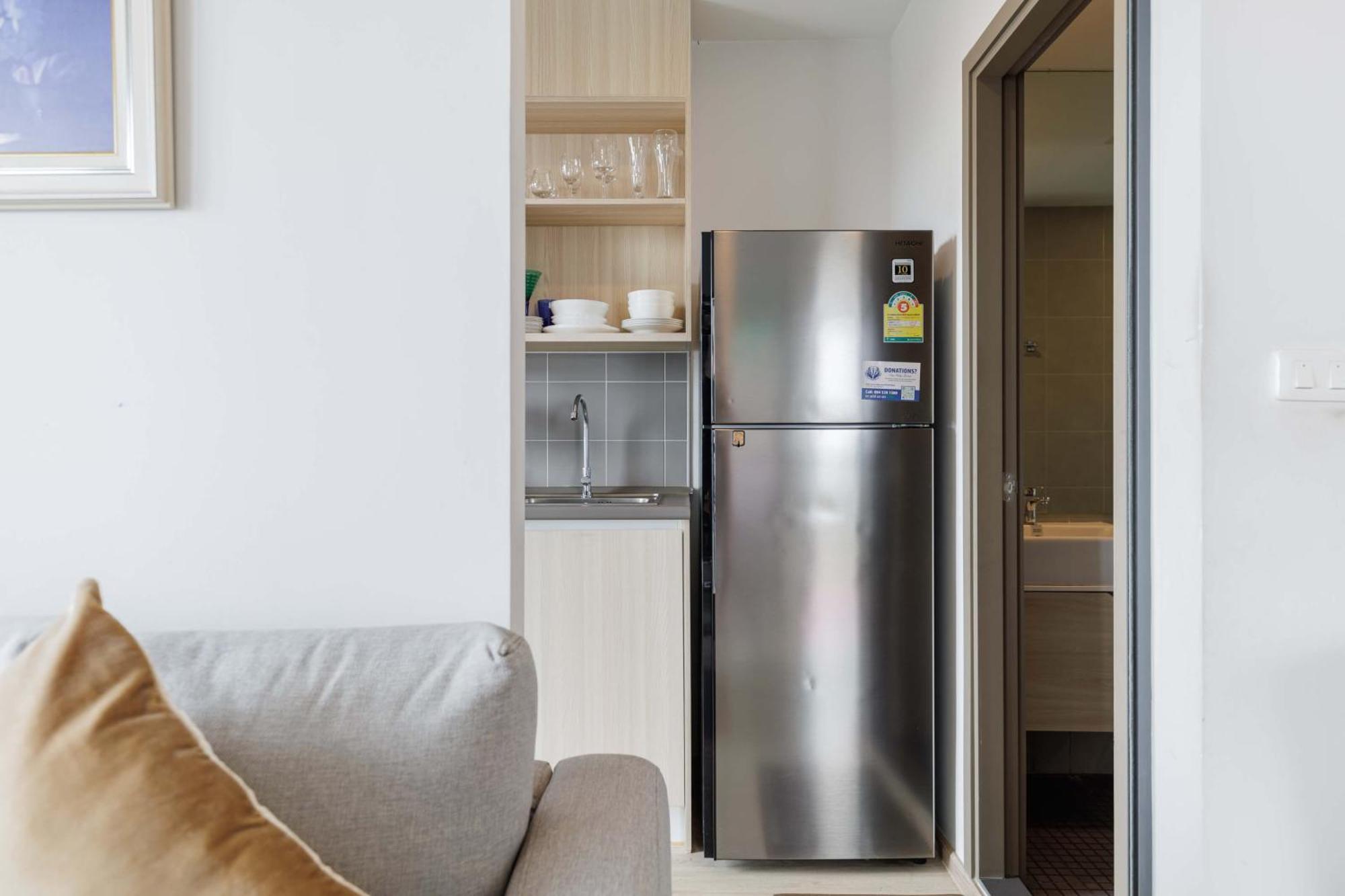 Aparthotel Modern 2br Near Bts With Pool & Workspace *