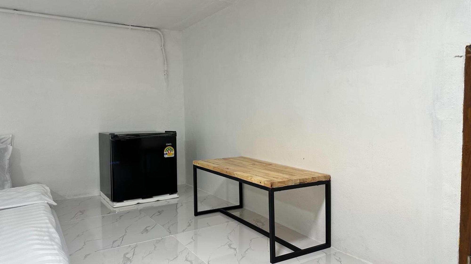 Megun Capsule 150 Cm Apartment Bangkok