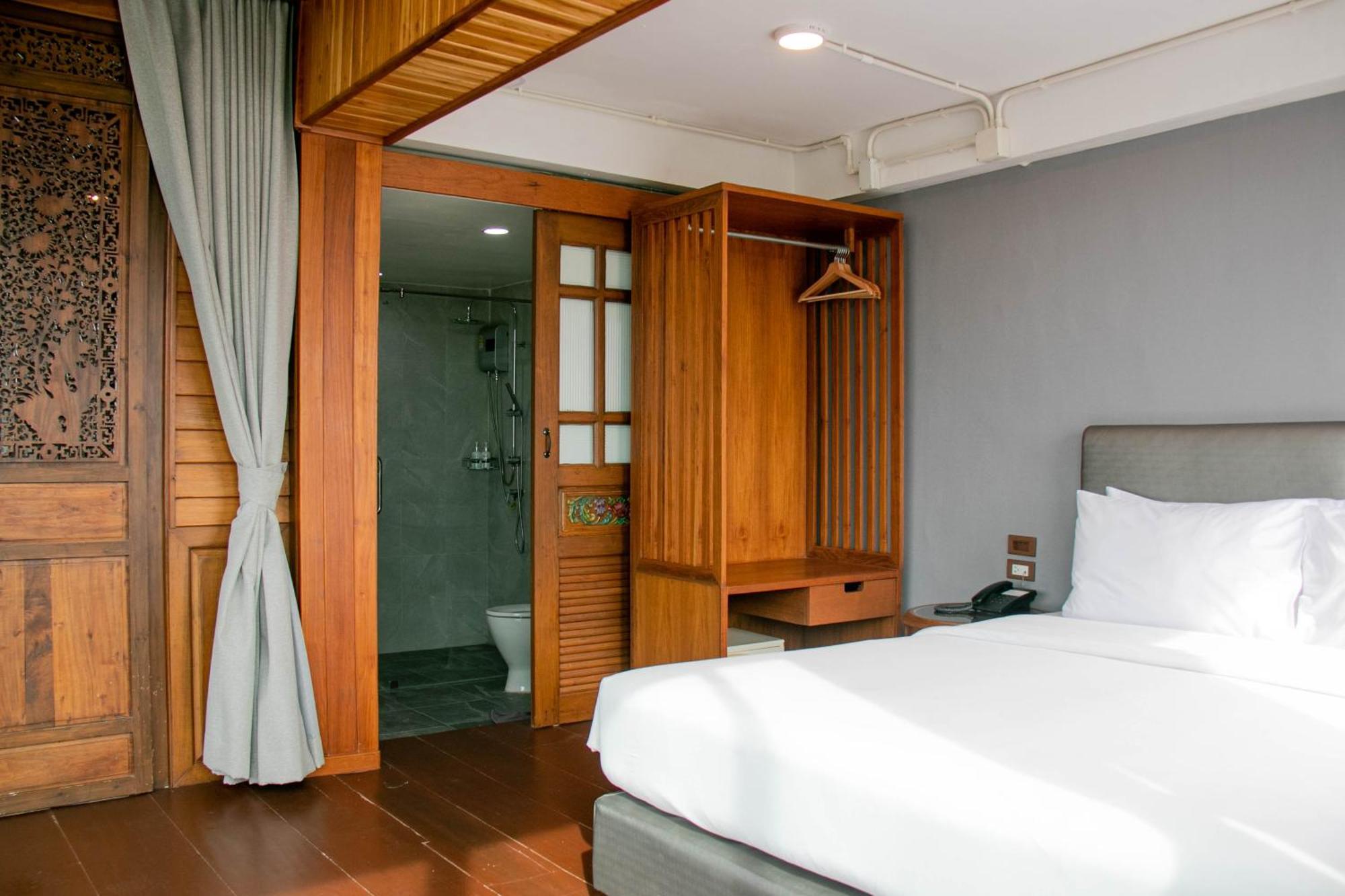 Lamphu Tree House Boutique Hotel