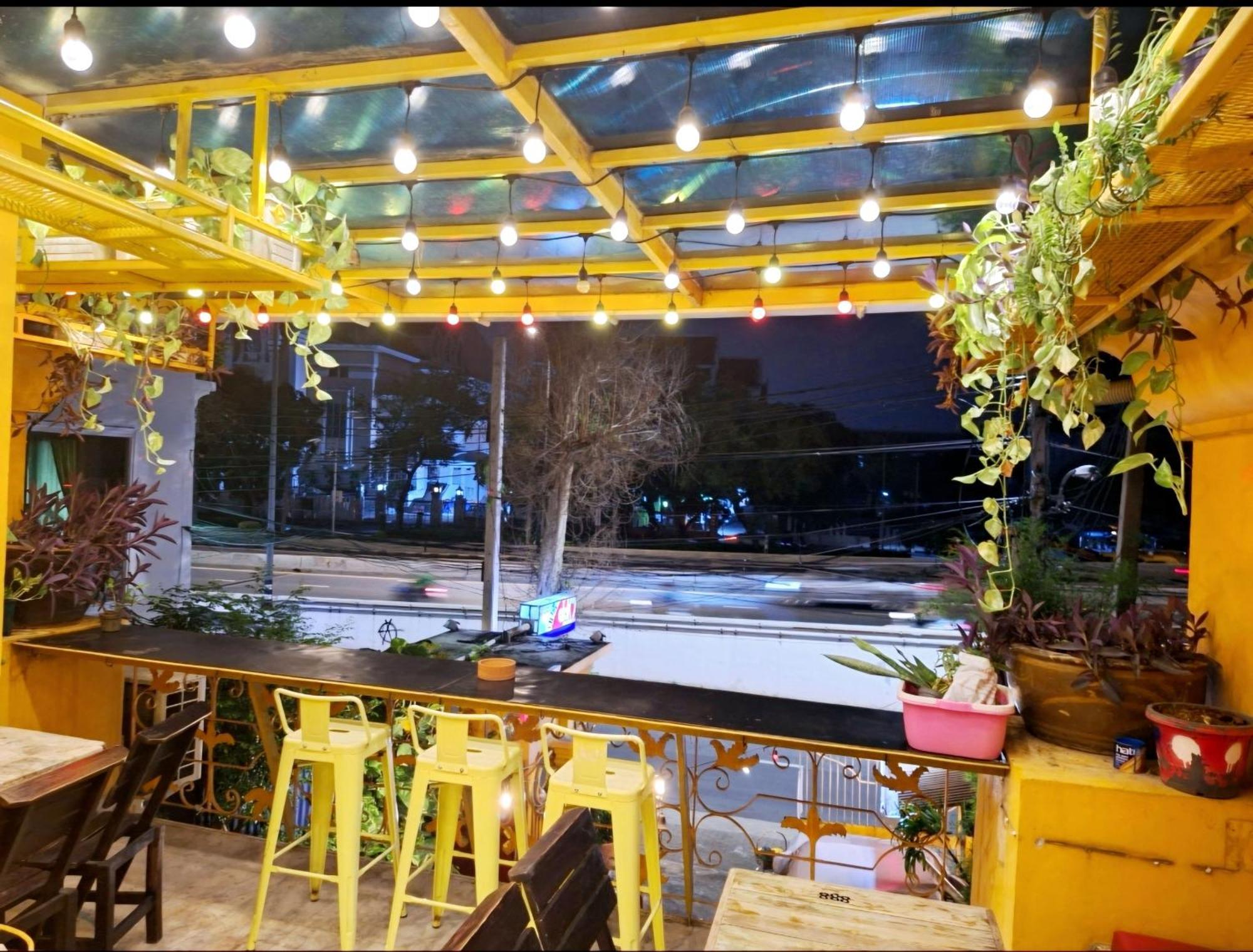 Ddm House *
