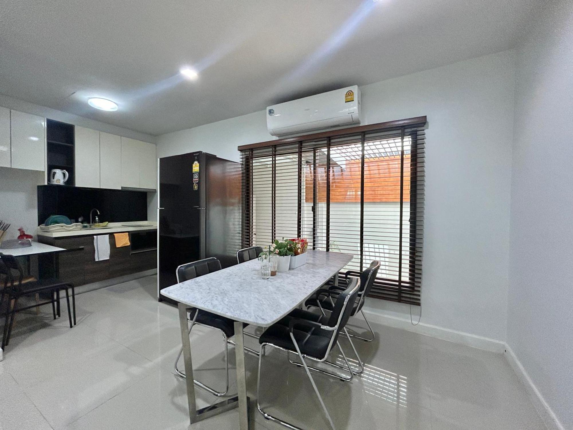 3 Bedrooms Townhome Near Mega Bangna