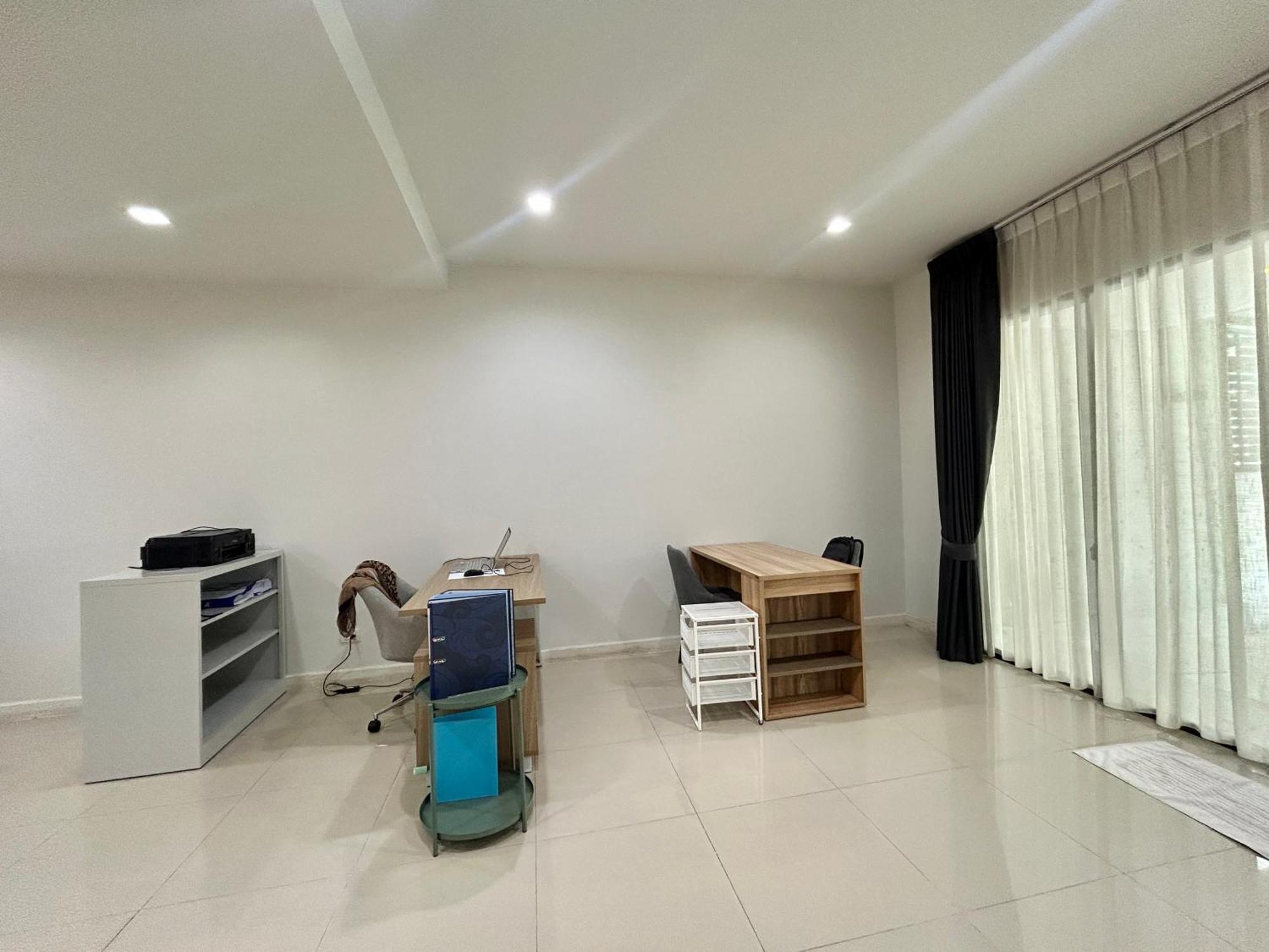 Holiday home 3 Bedrooms Townhome Near Mega Bangna