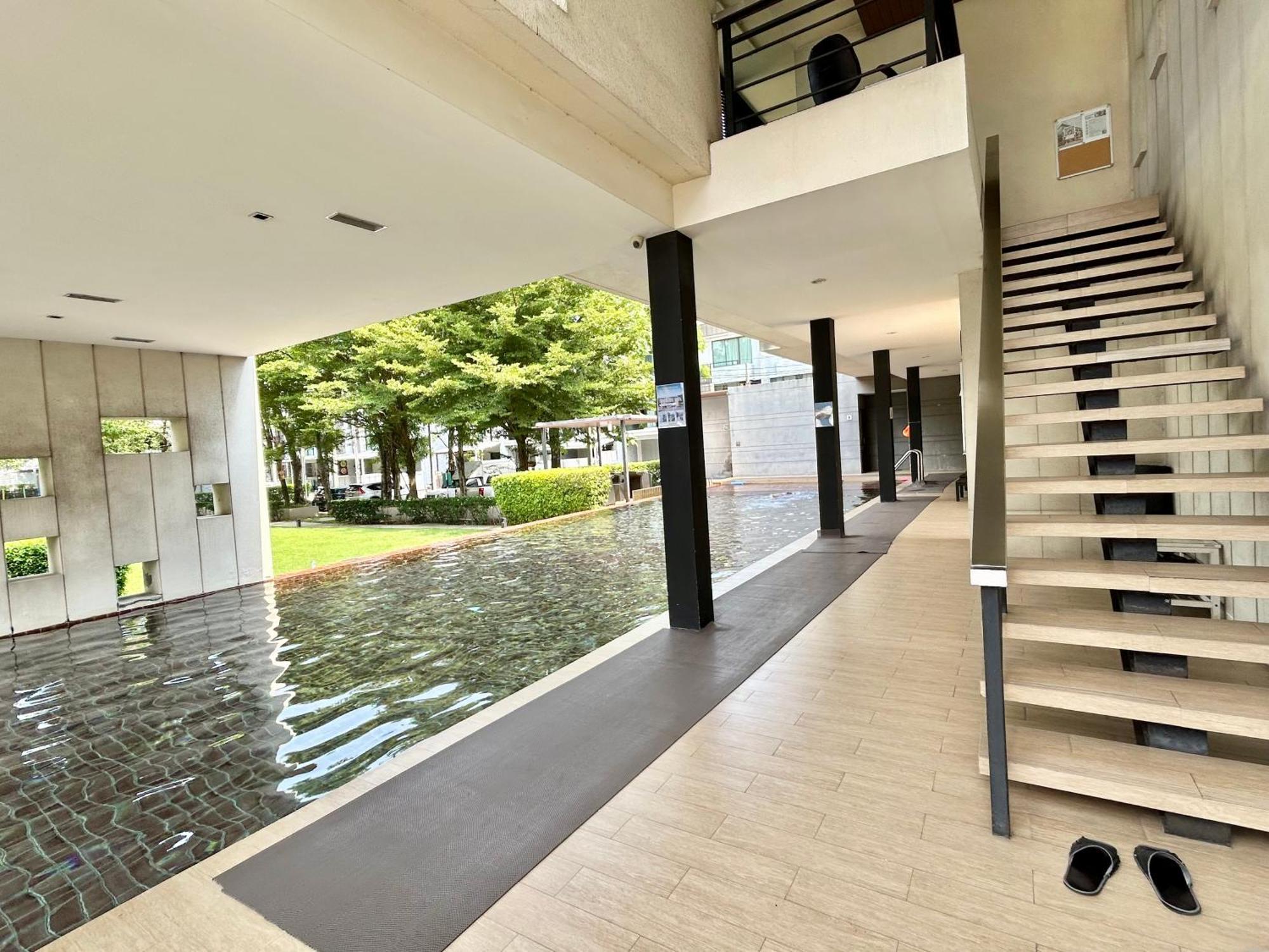 3 Bedrooms Townhome Near Mega Bangna