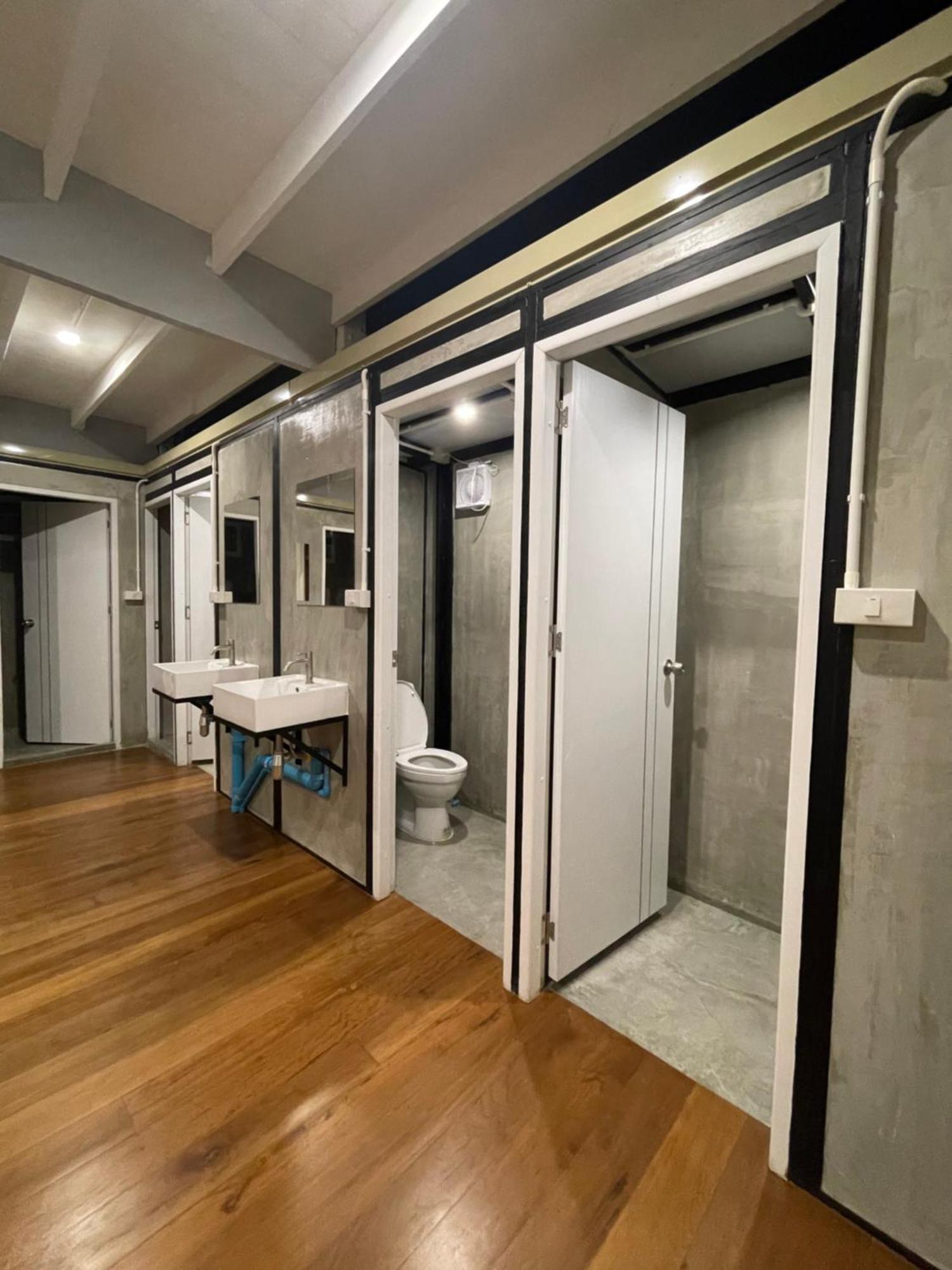 Green Cabin Hostel *