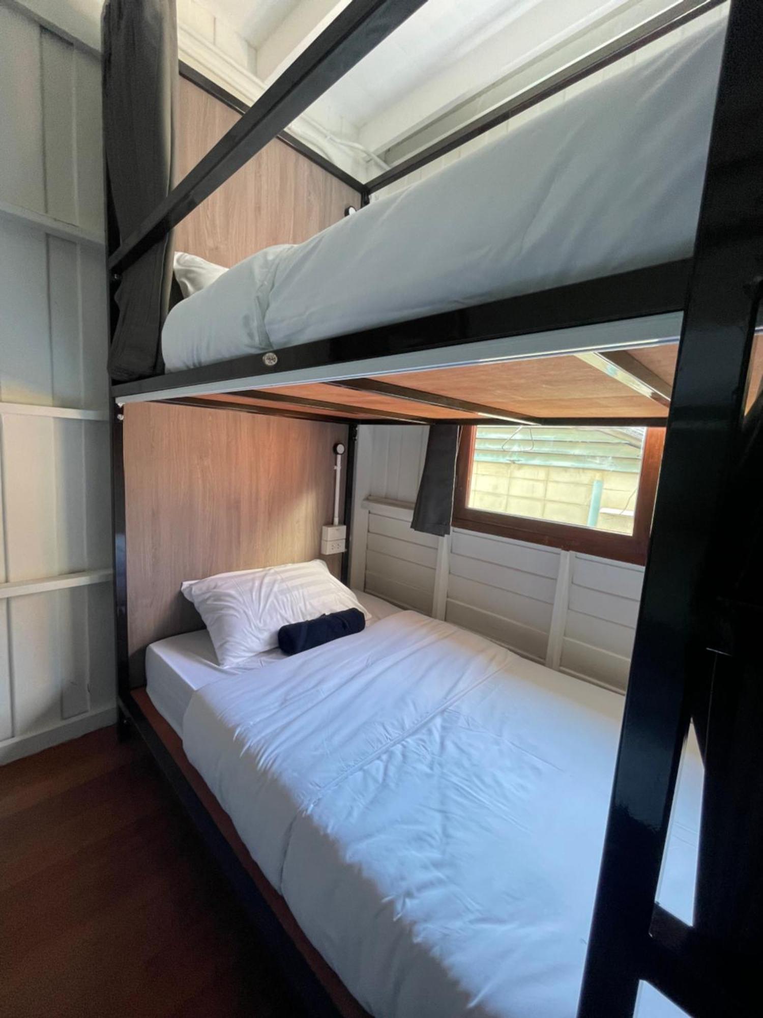 Green Cabin Hostel Bangkok