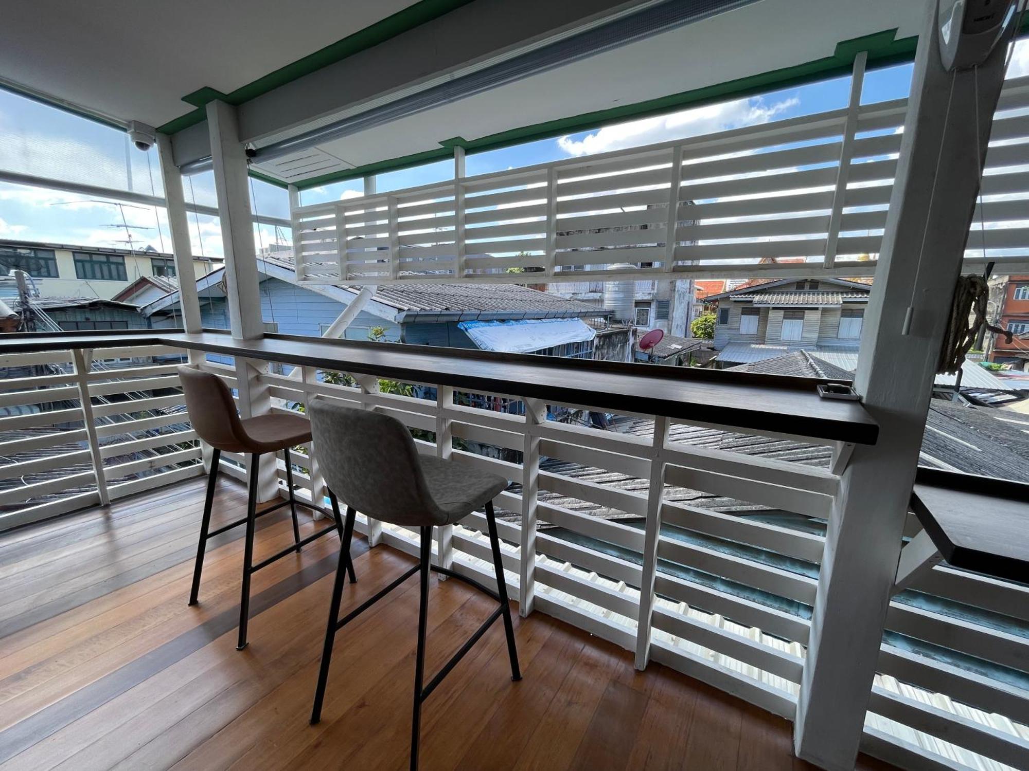 Green Cabin Hostel Bangkok