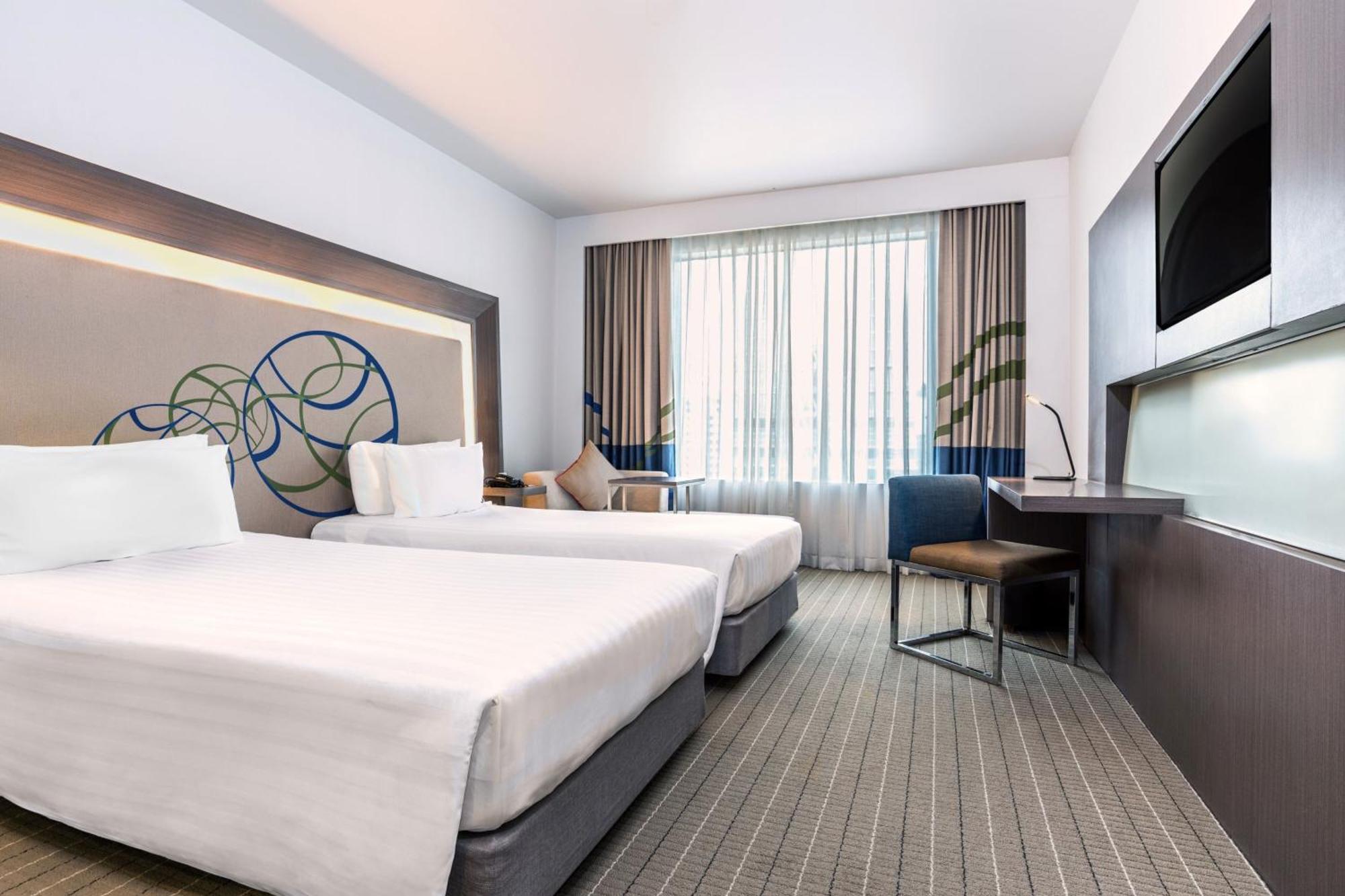 Hotel Four Points By Sheraton Ploenchit Sukhumvit 4*