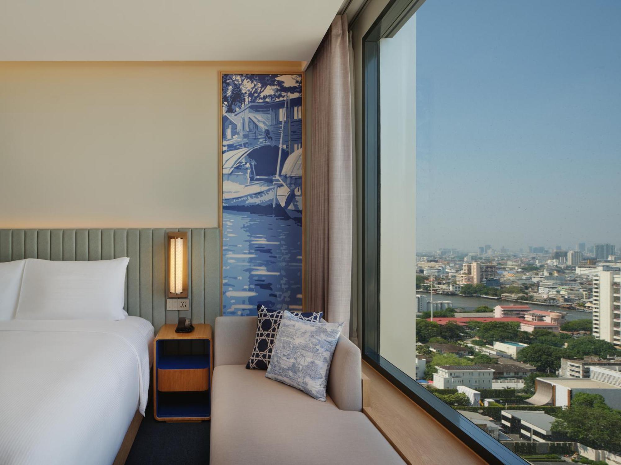 Hilton Garden Riverside