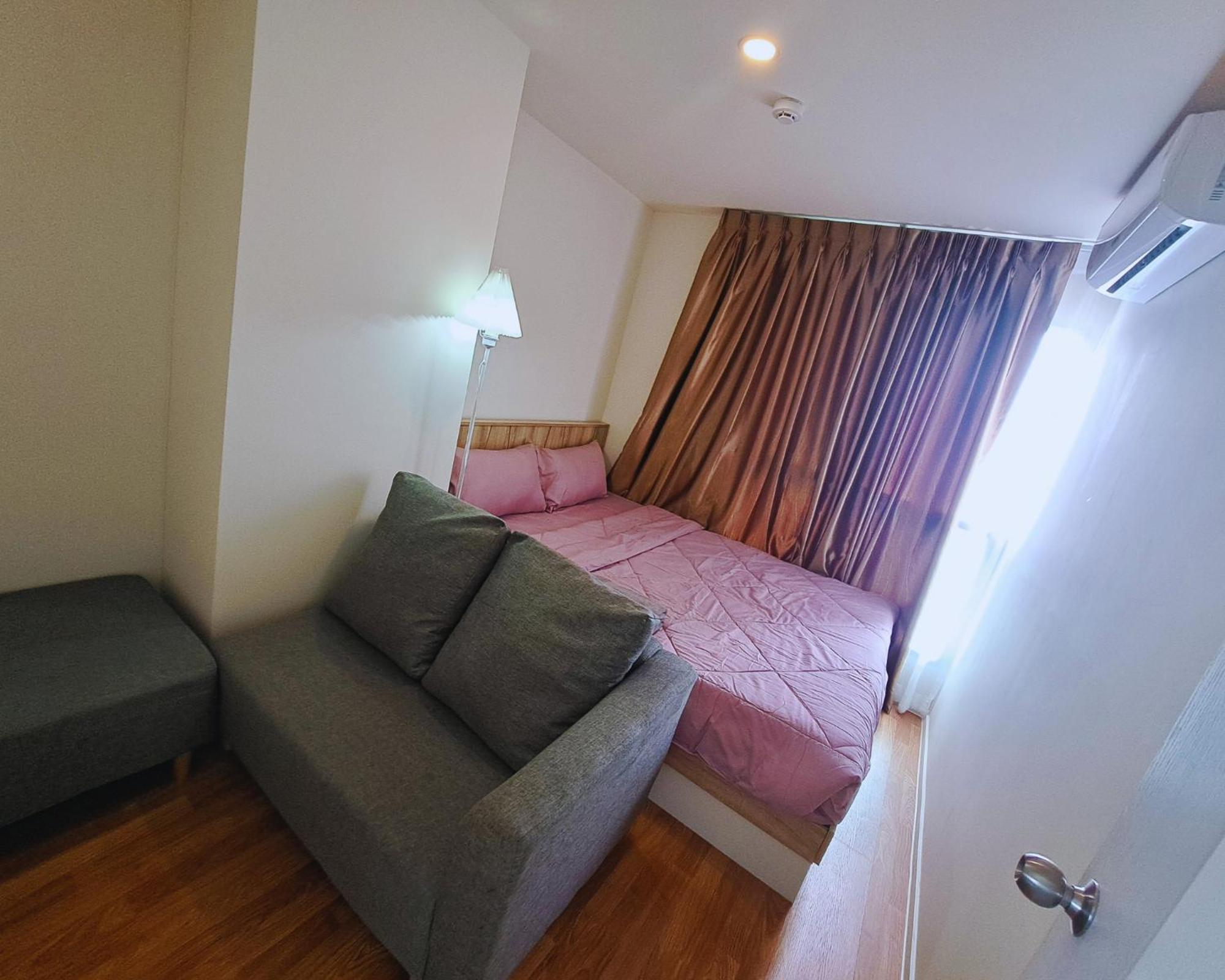 A Family At Lumpini Sukhumvit 101-1 By Pikul Apartment *