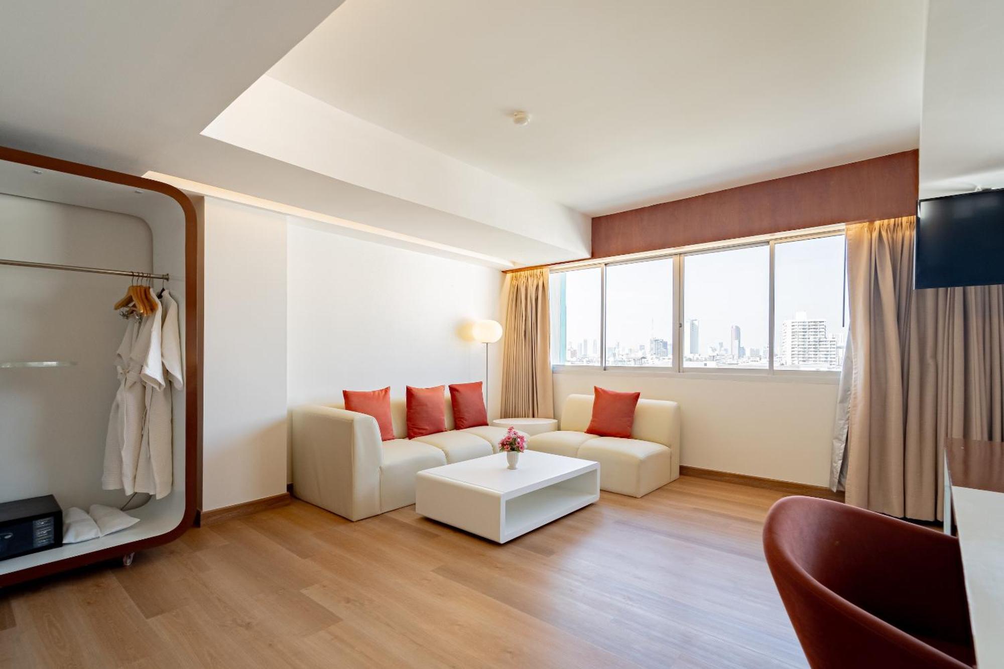 Veronica Hotel