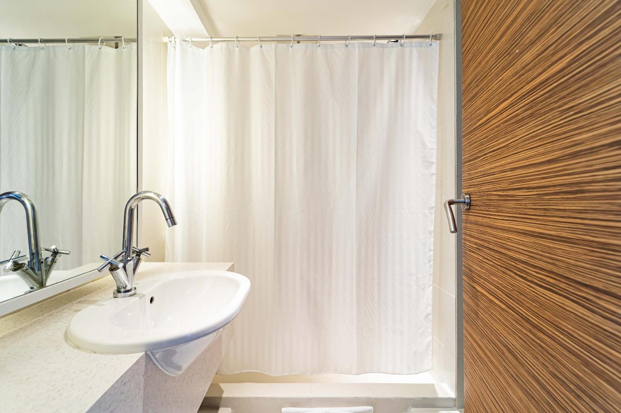 Veronica Hotel Bangkok