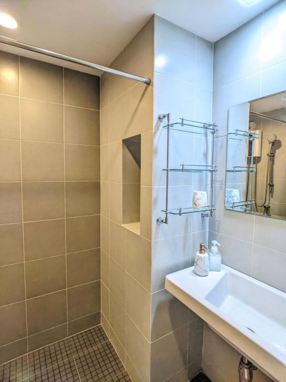 Elio Sukhumvit 64: Chic Space *