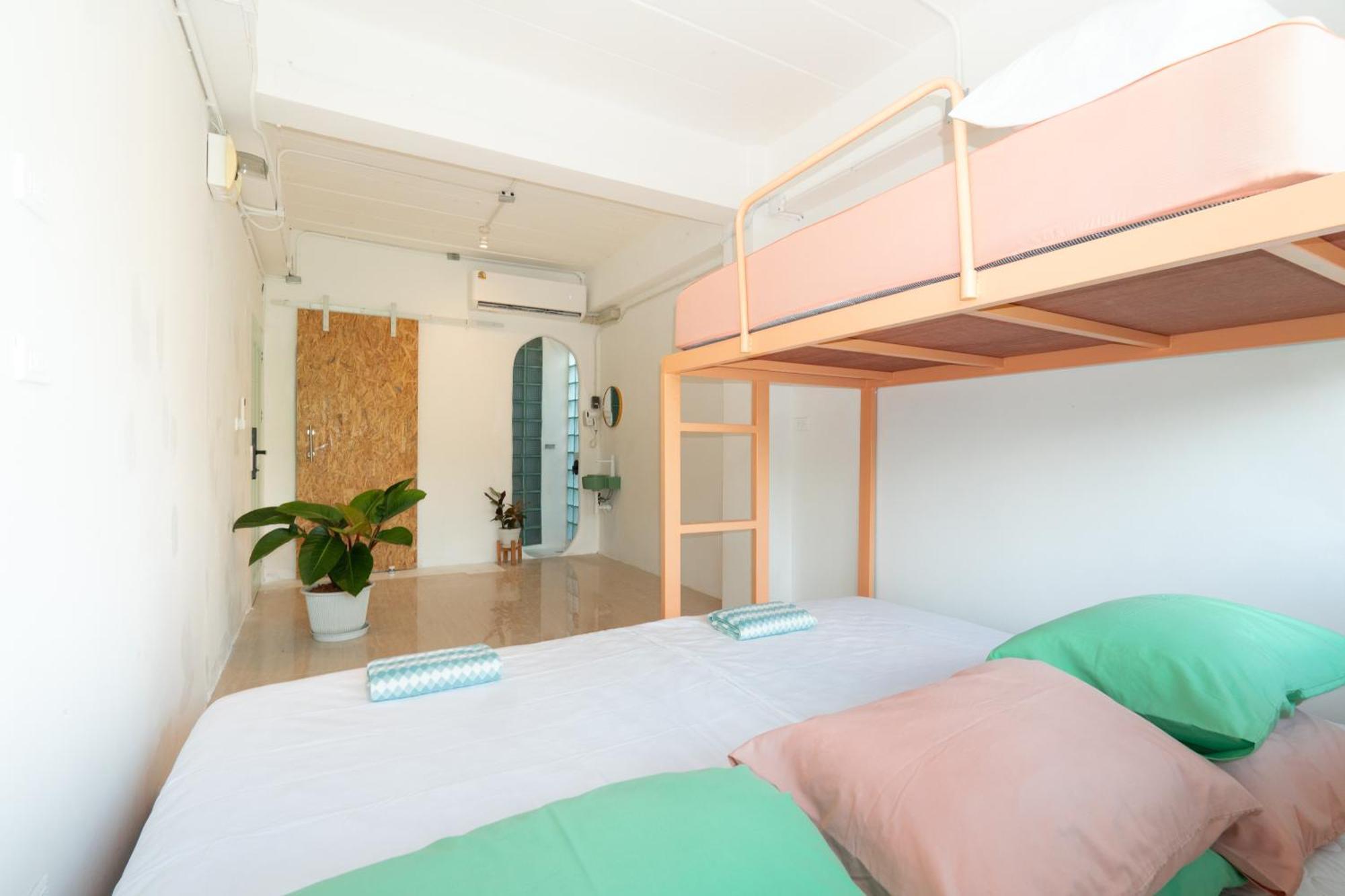 Hotel Easy Sunday Khaosan Beds 3*