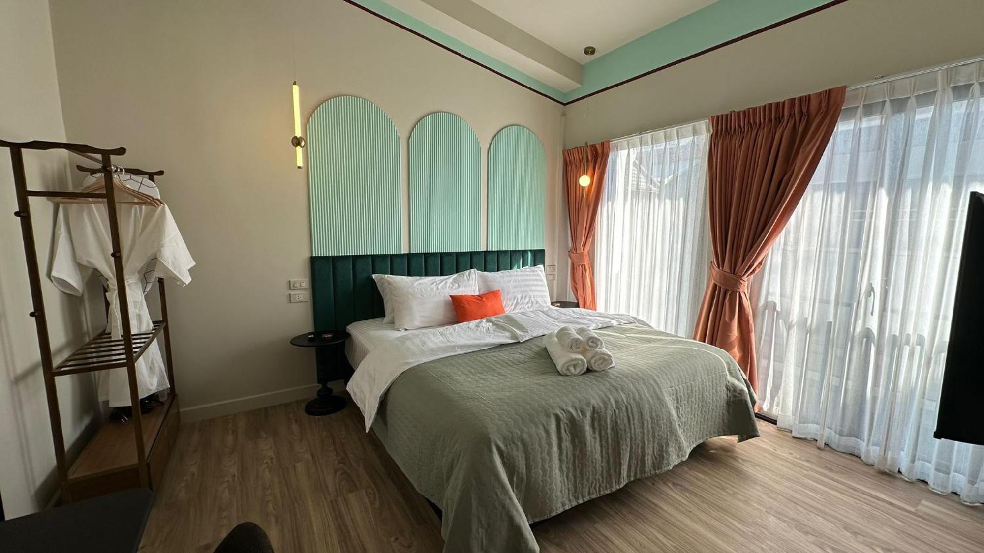 Axis Bangkok - Near Queen Sirikit National Convention Center * Bangkok