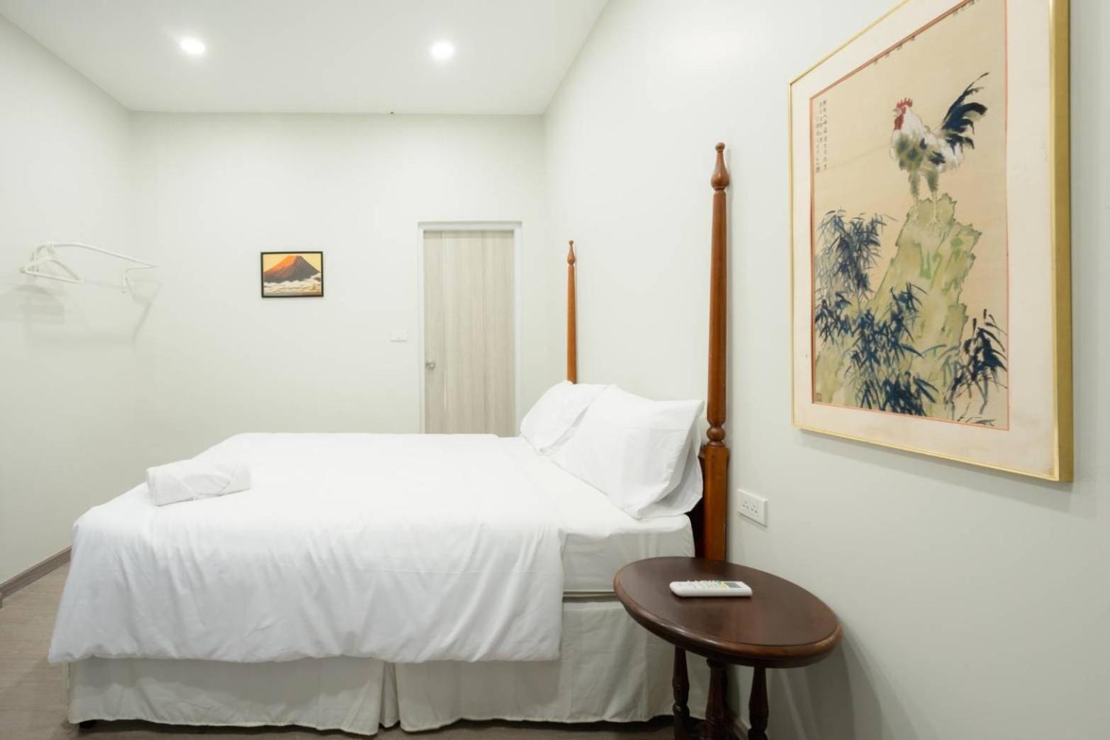 Hidden Dragon V Yaowarat Road Apartment Bangkok