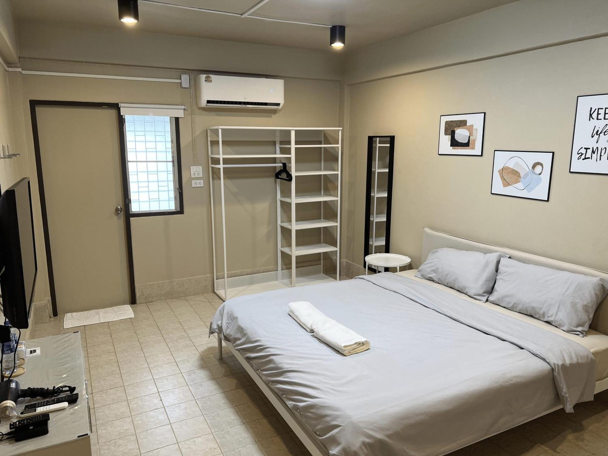 Apartment Kpp Mansion 407 *
