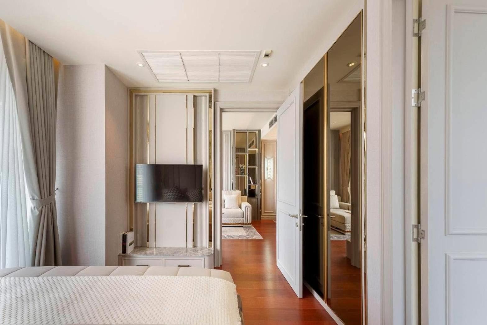 Apartment Prime Area Super Cozy Luxury 2 Bedroom Thonglor Bts Bangkok