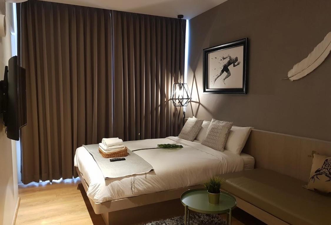 Super Luxury Sukhumvit 24 *