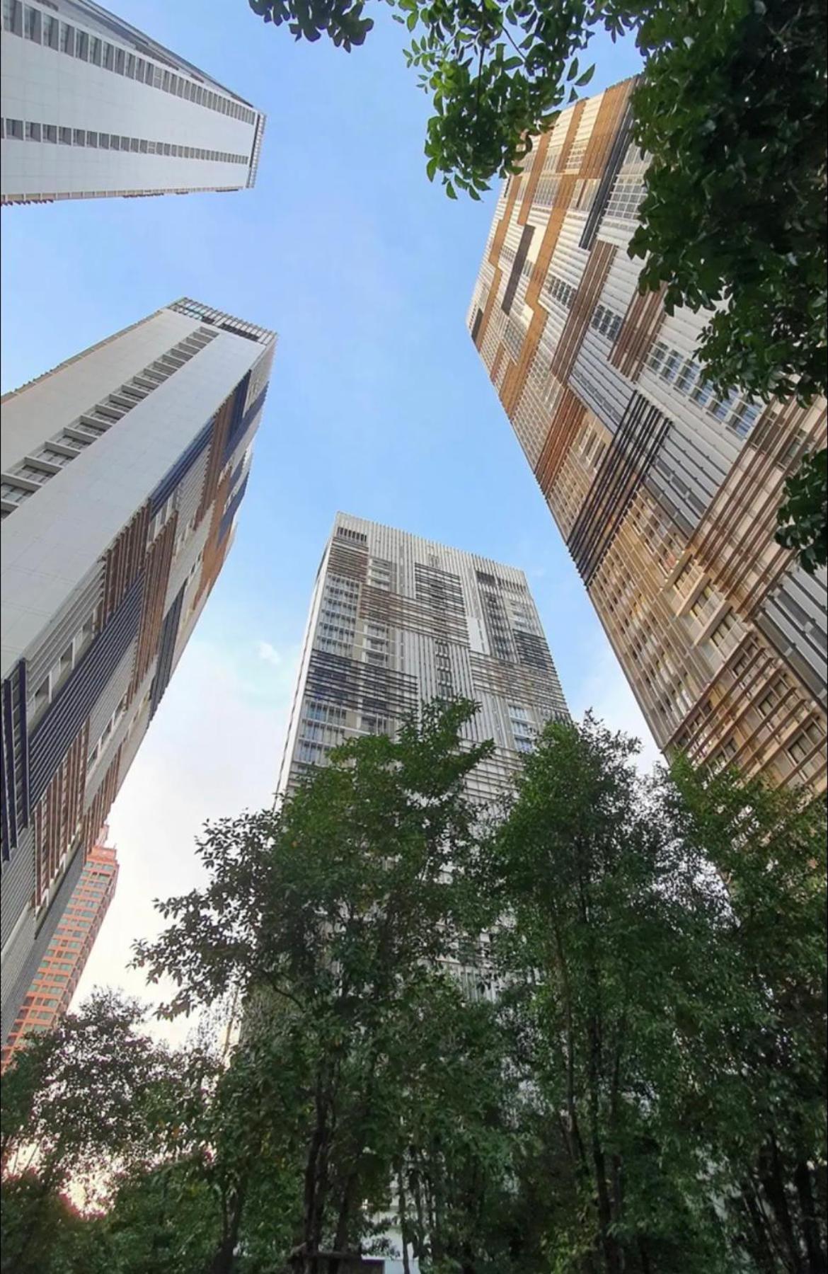 Super Luxury Sukhumvit 24 *