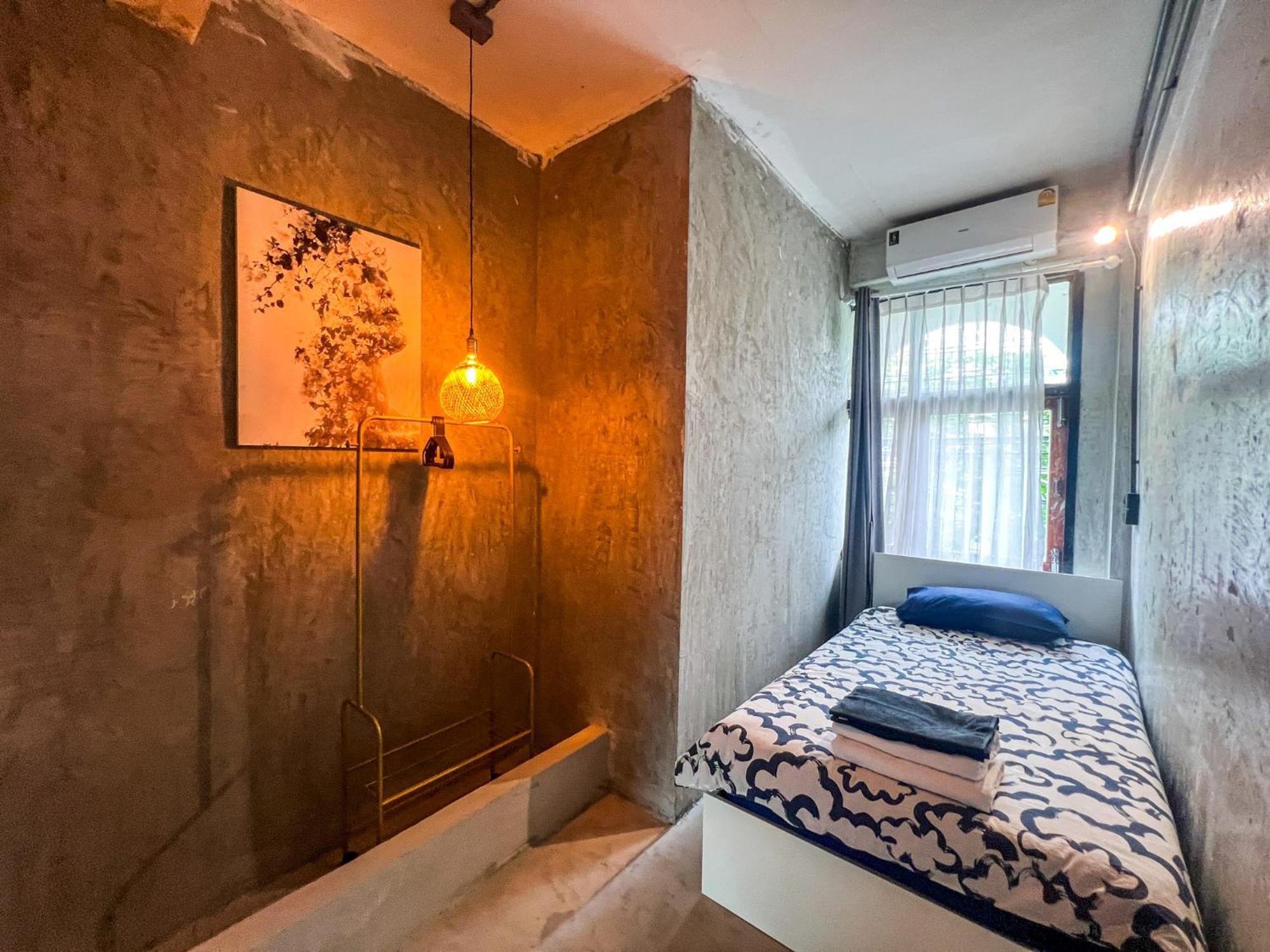 Apartment Baan Pridi House Bangkok