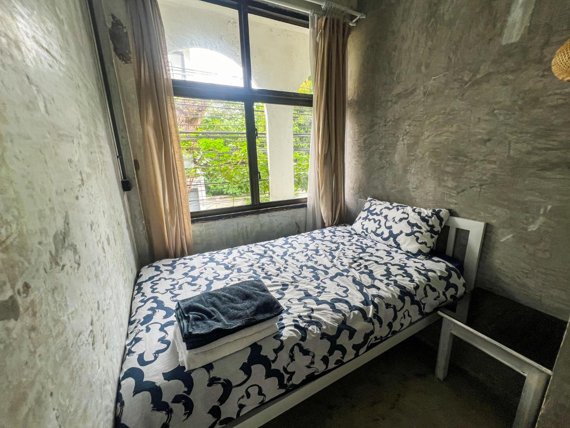 Baan Pridi House Apartment