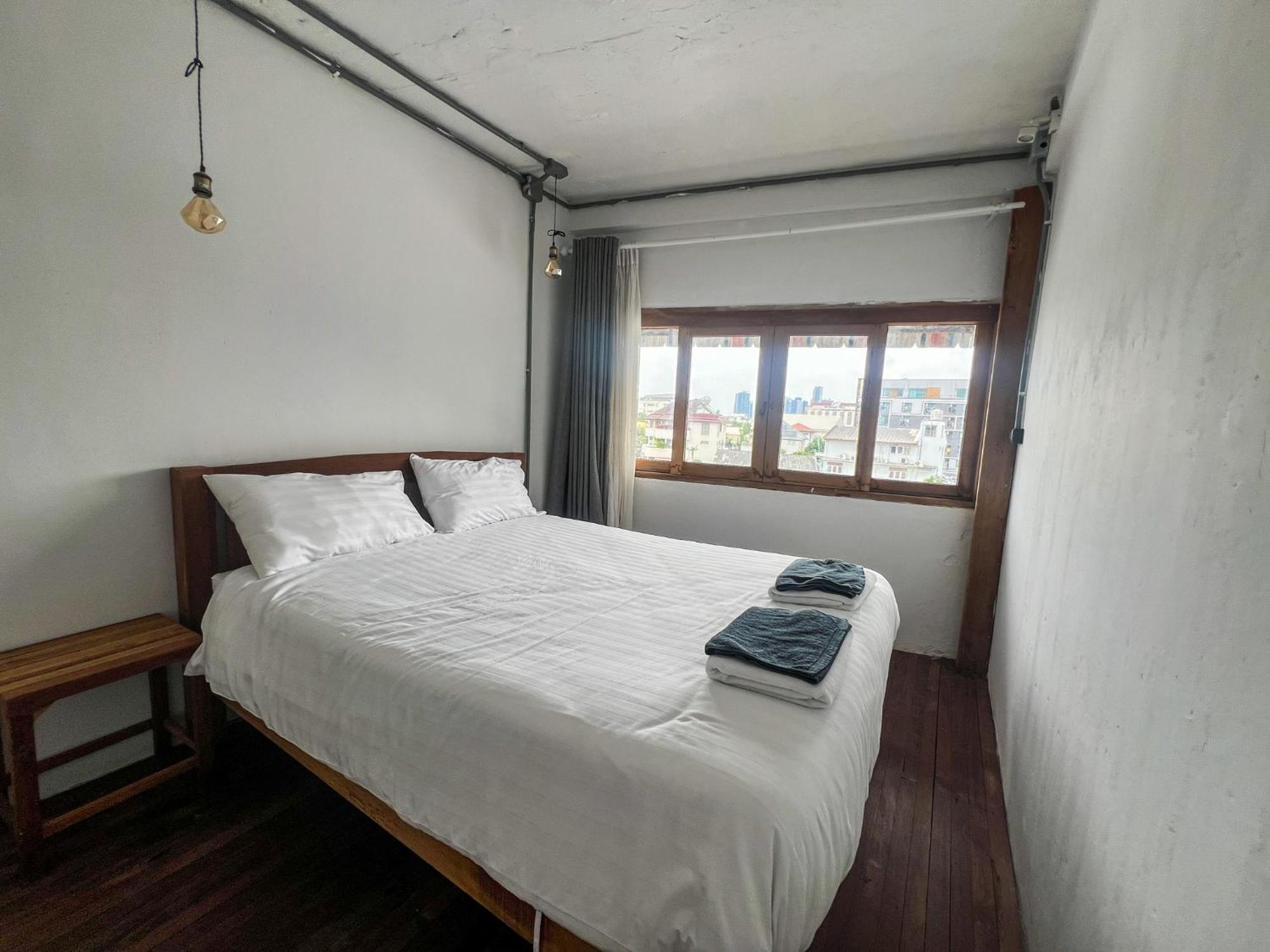 Baan Pridi House Apartment