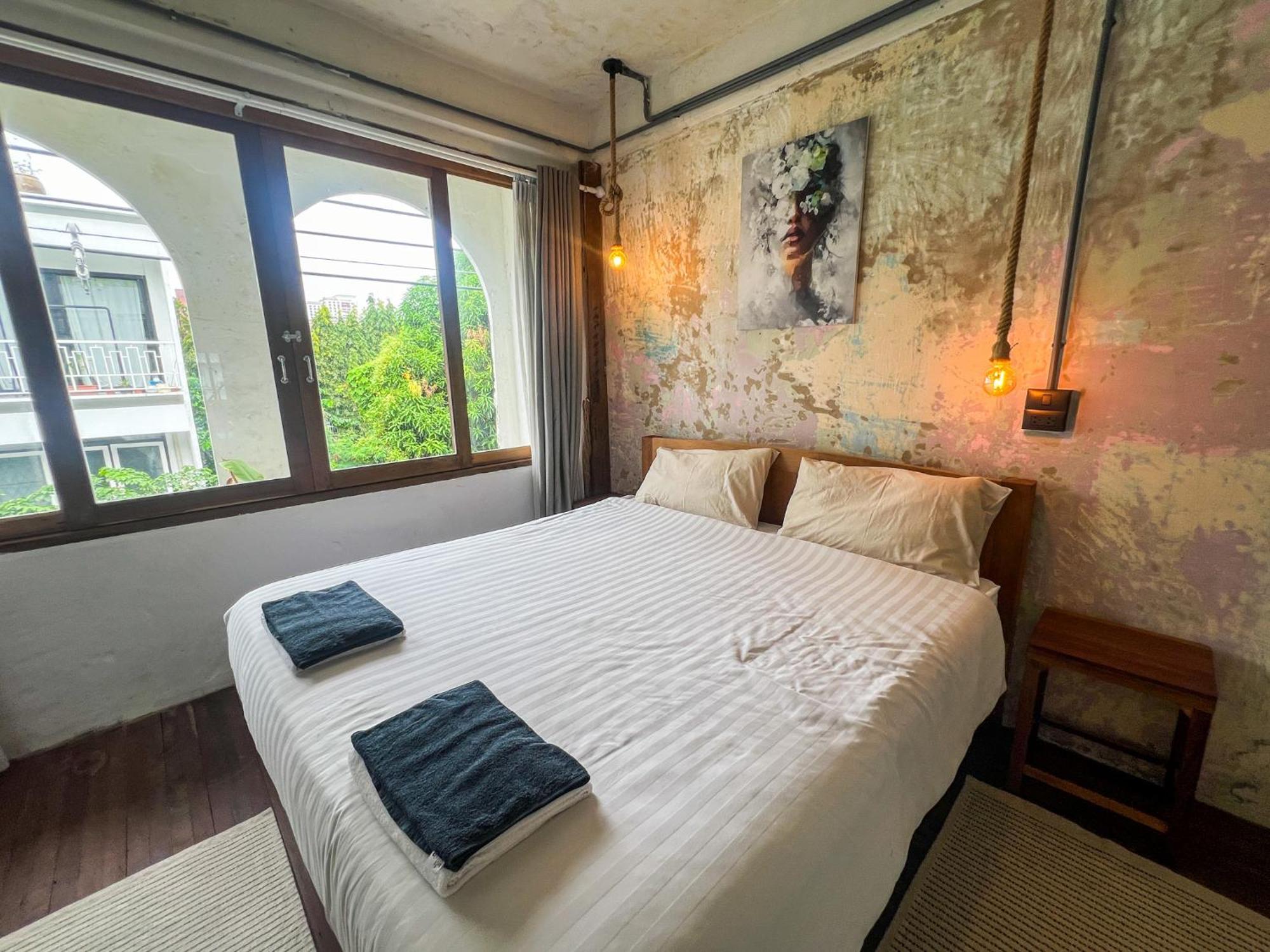 Baan Pridi House Apartment