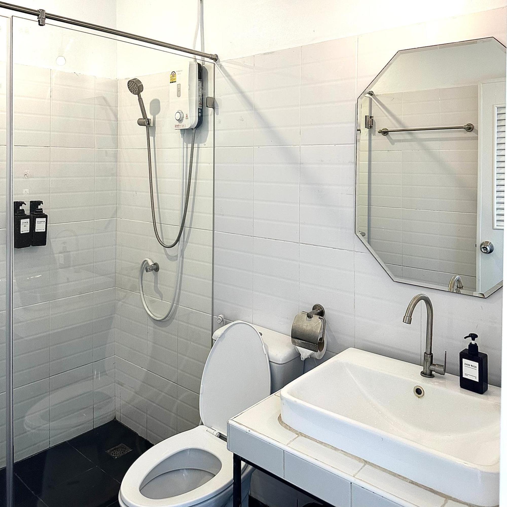 Beige Poshtels + Netflix Hostel Bangkok