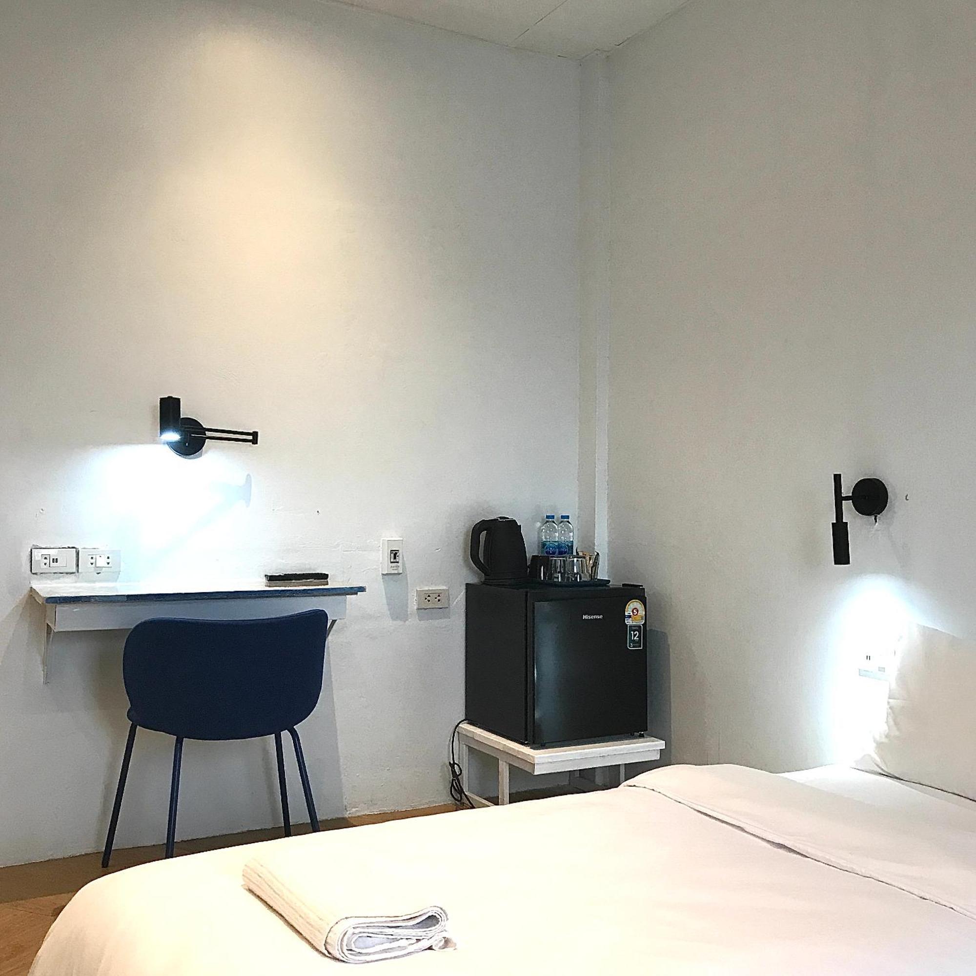 Beige Poshtels + Netflix Hostel *