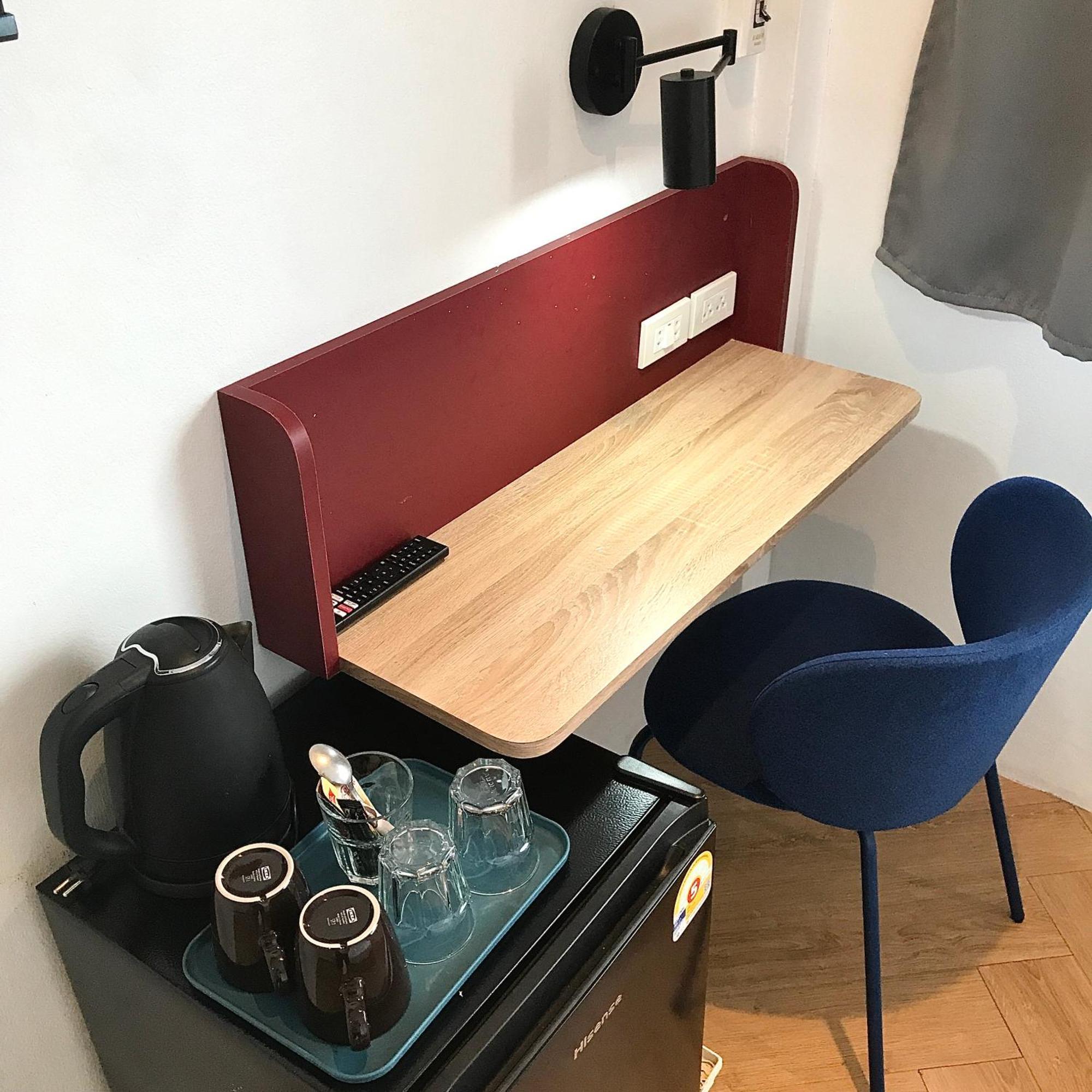 Hostel Beige Poshtels + Netflix