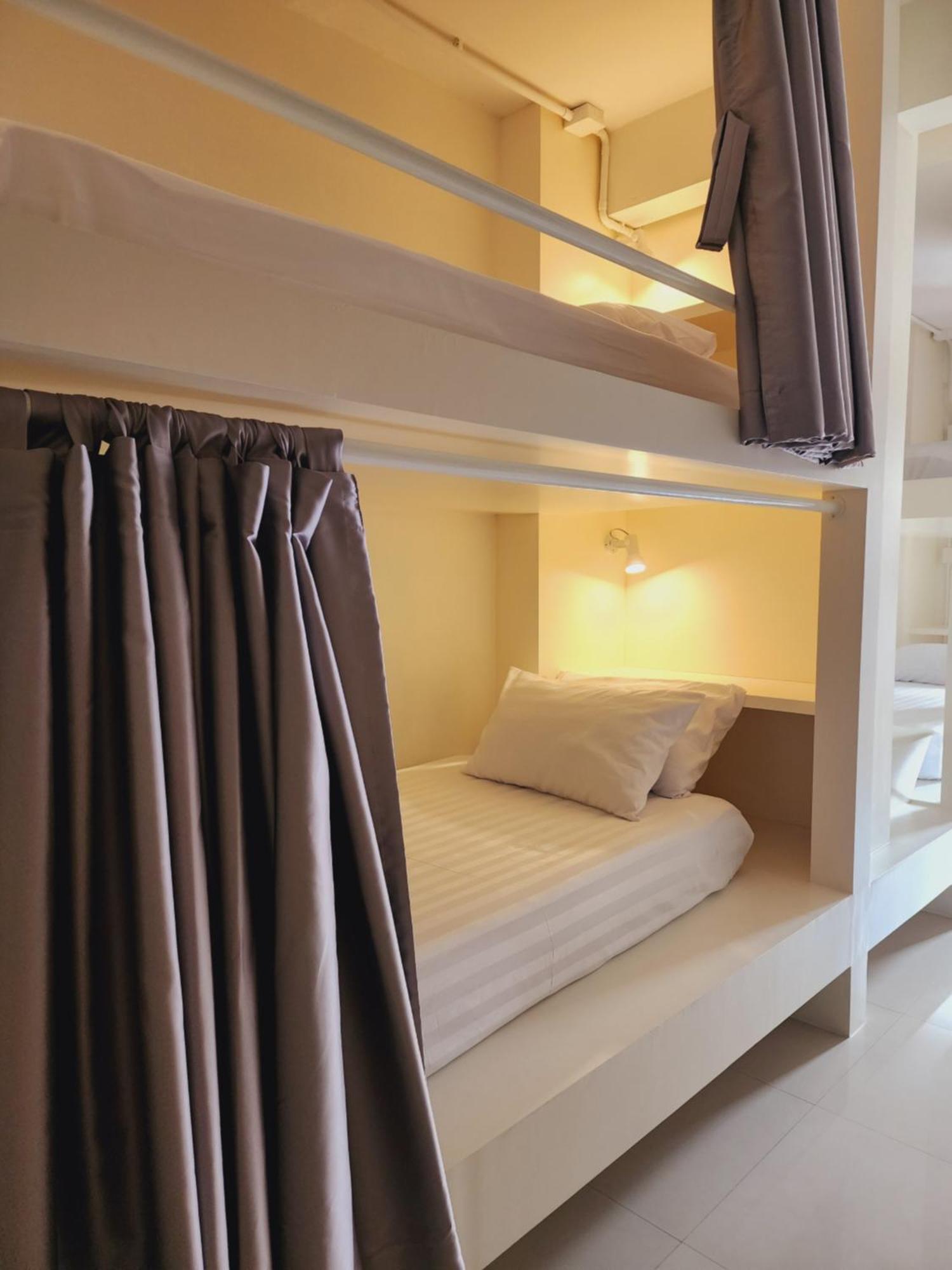 Line Hostel