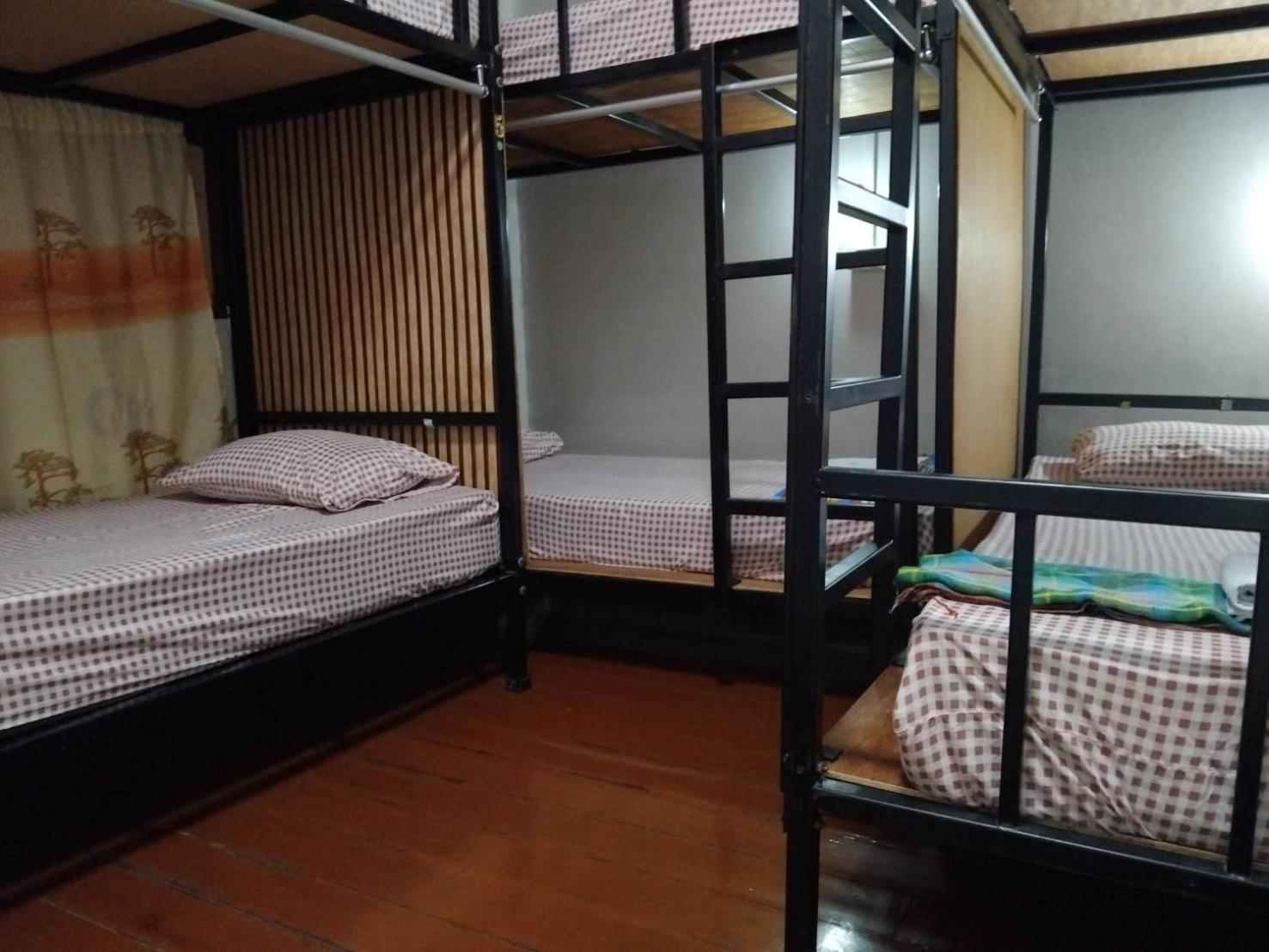 Amazing Khaosan Hostel *