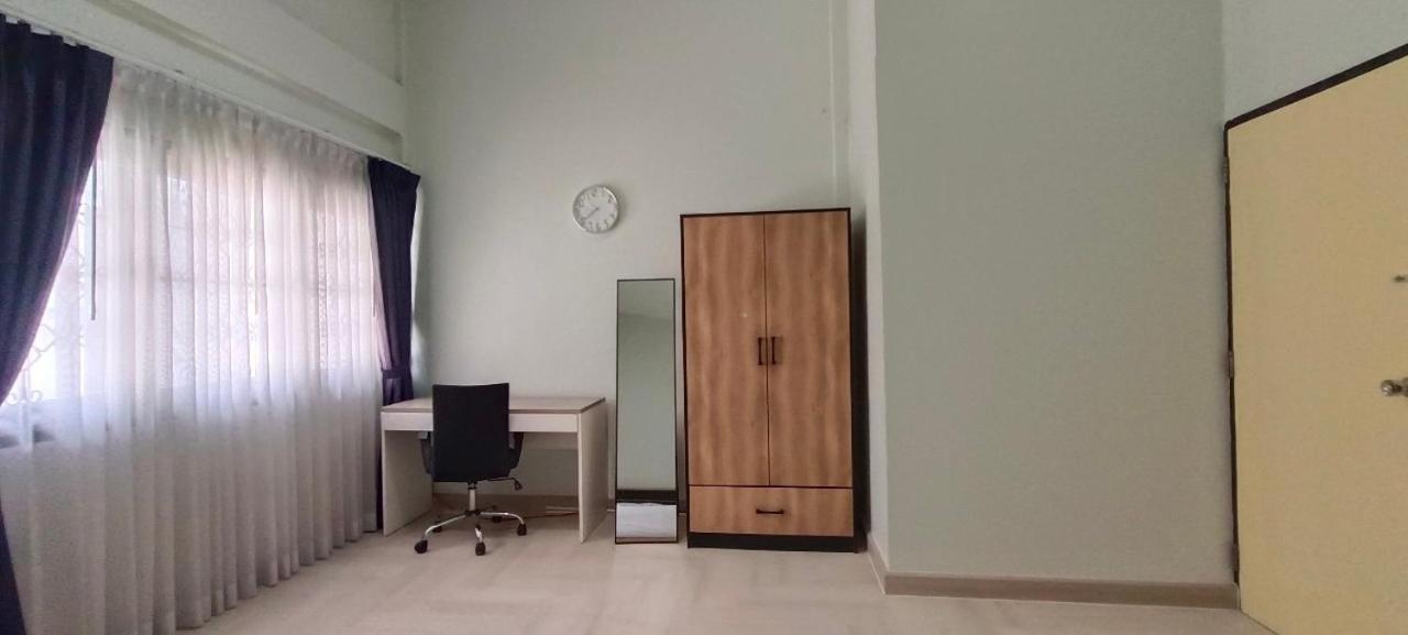 4br House Mrt Subway 250m Chatujak Market Wi-fi Rumah percutian Bangkok